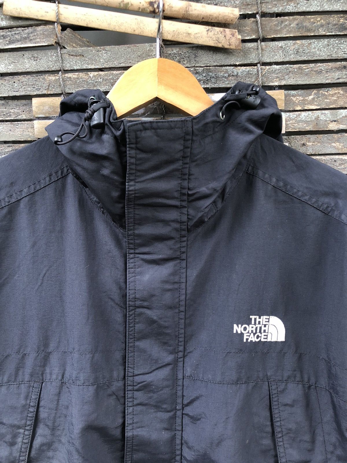 Japanese Brand 🔥🔥The North Face Windbreaker Jacket With Side Pocket Size US M / EU 48-50 / 2 - 12 Thumbnail