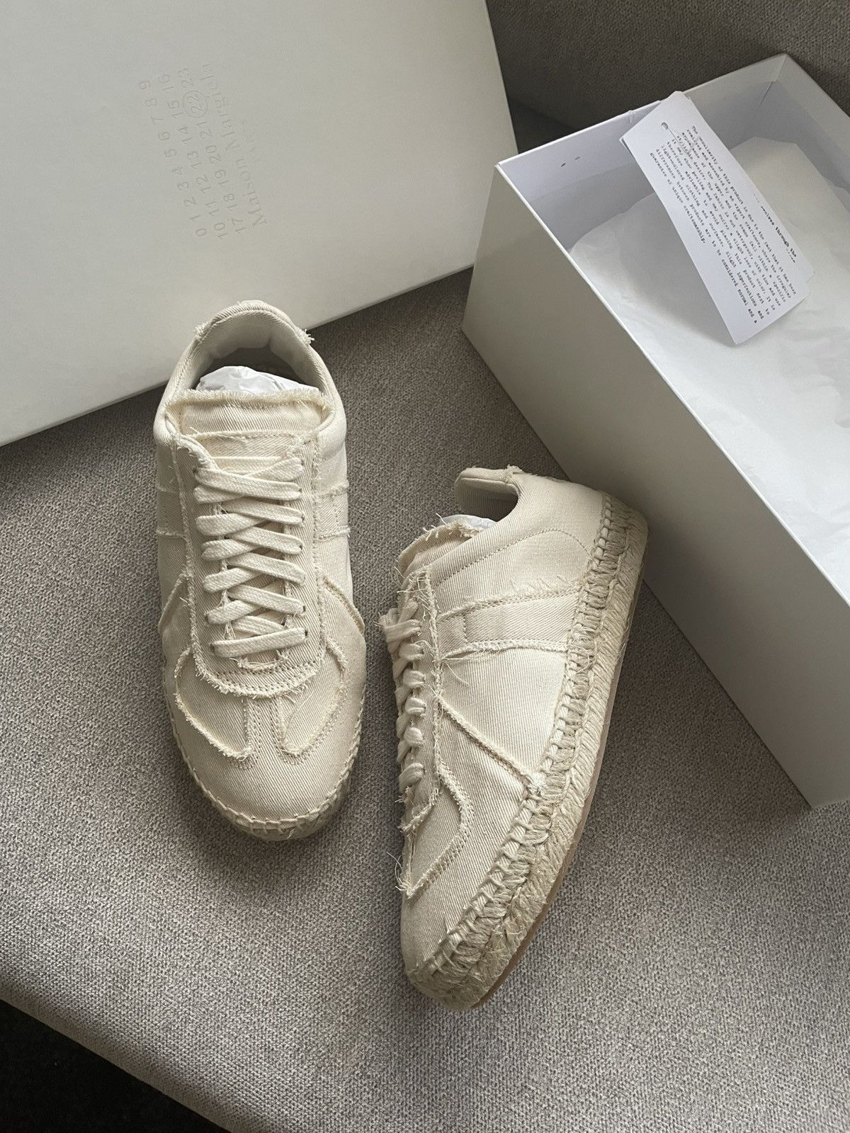 Maison Margiela Maison Margiela Straw Sneakers Size US 5 / IT 35 - 1 Thumbnail