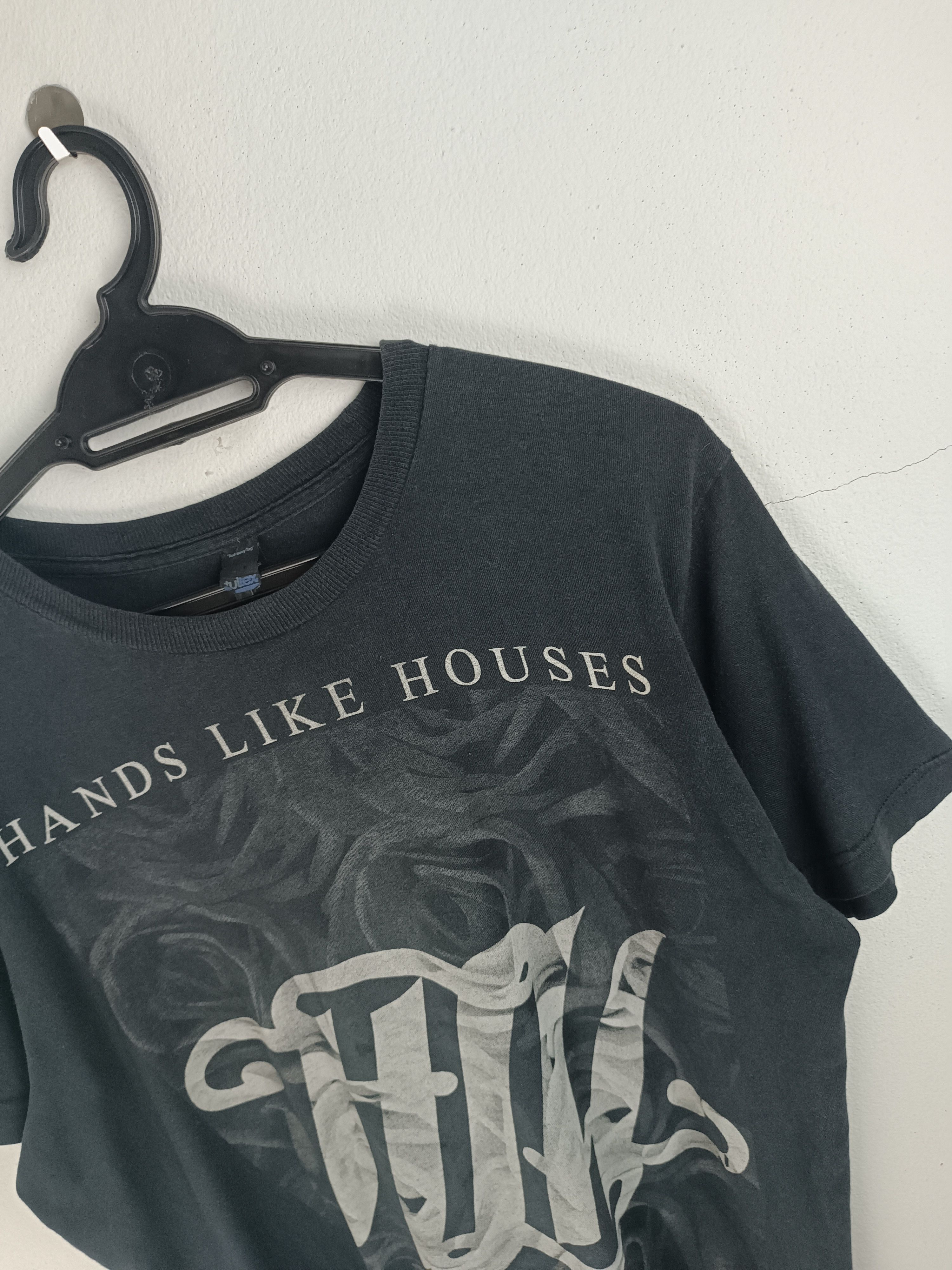 Band Tees VINTAGE HANDS LIKE HOUSES FADED TEE - skylit chiodos emarosa Size US M / EU 48-50 / 2 - 8 Thumbnail