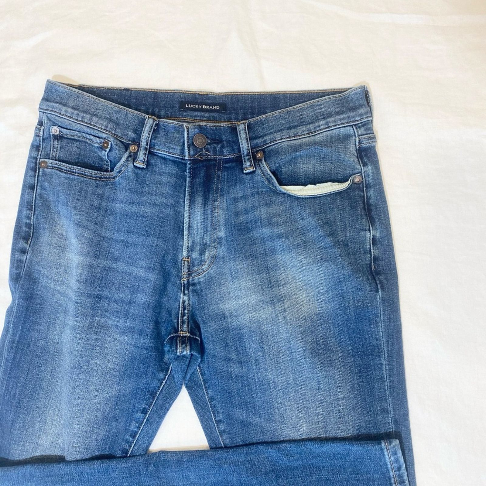 Lucky Brand Lucky Brand Men's 410 Athletic Slim Stretch Jeans - 31x32 Size US 31 - 3 Thumbnail
