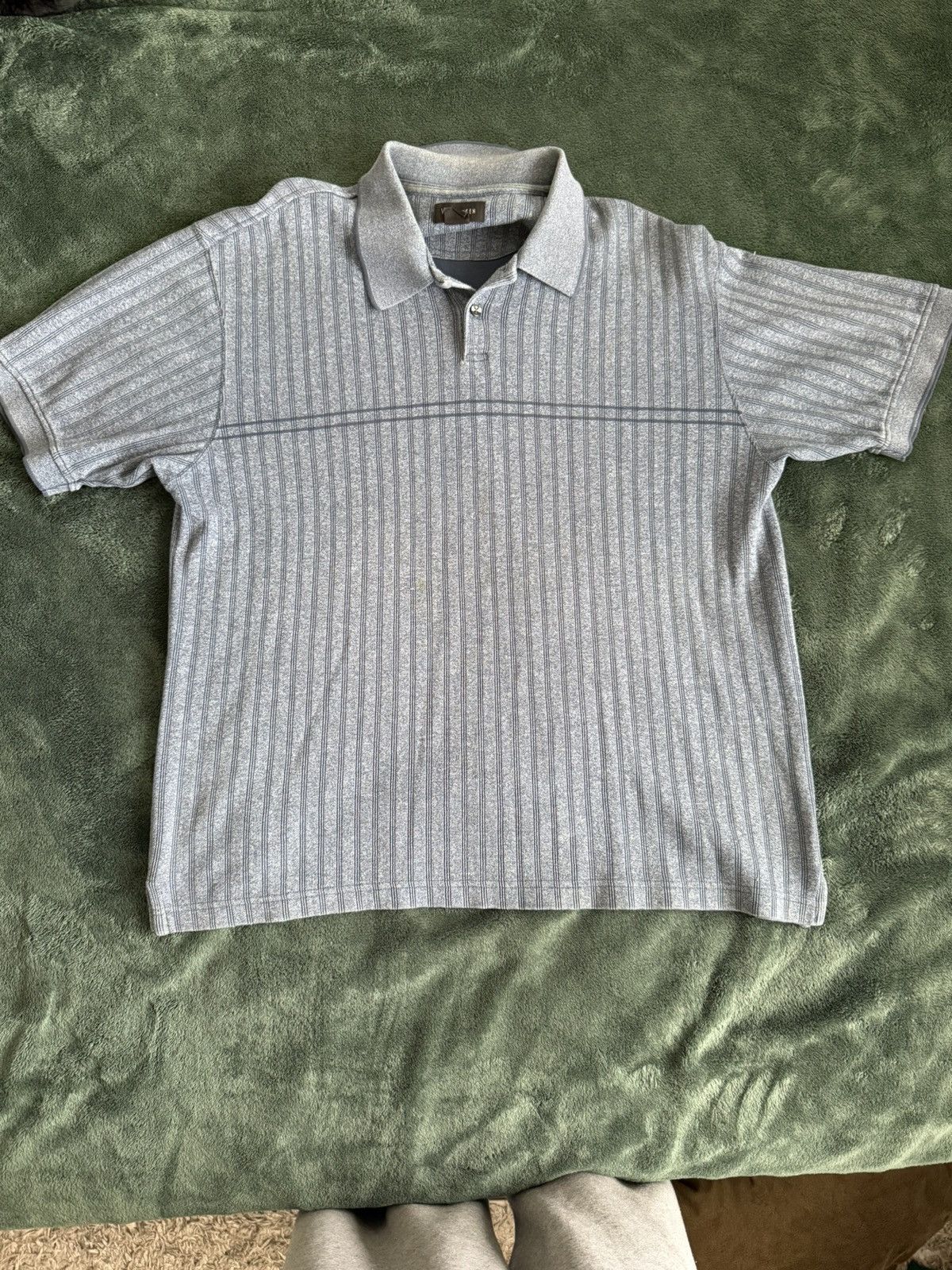 Van Heusen Vintage Van Heusen Polo Size US L / EU 52-54 / 3 - 1 Thumbnail