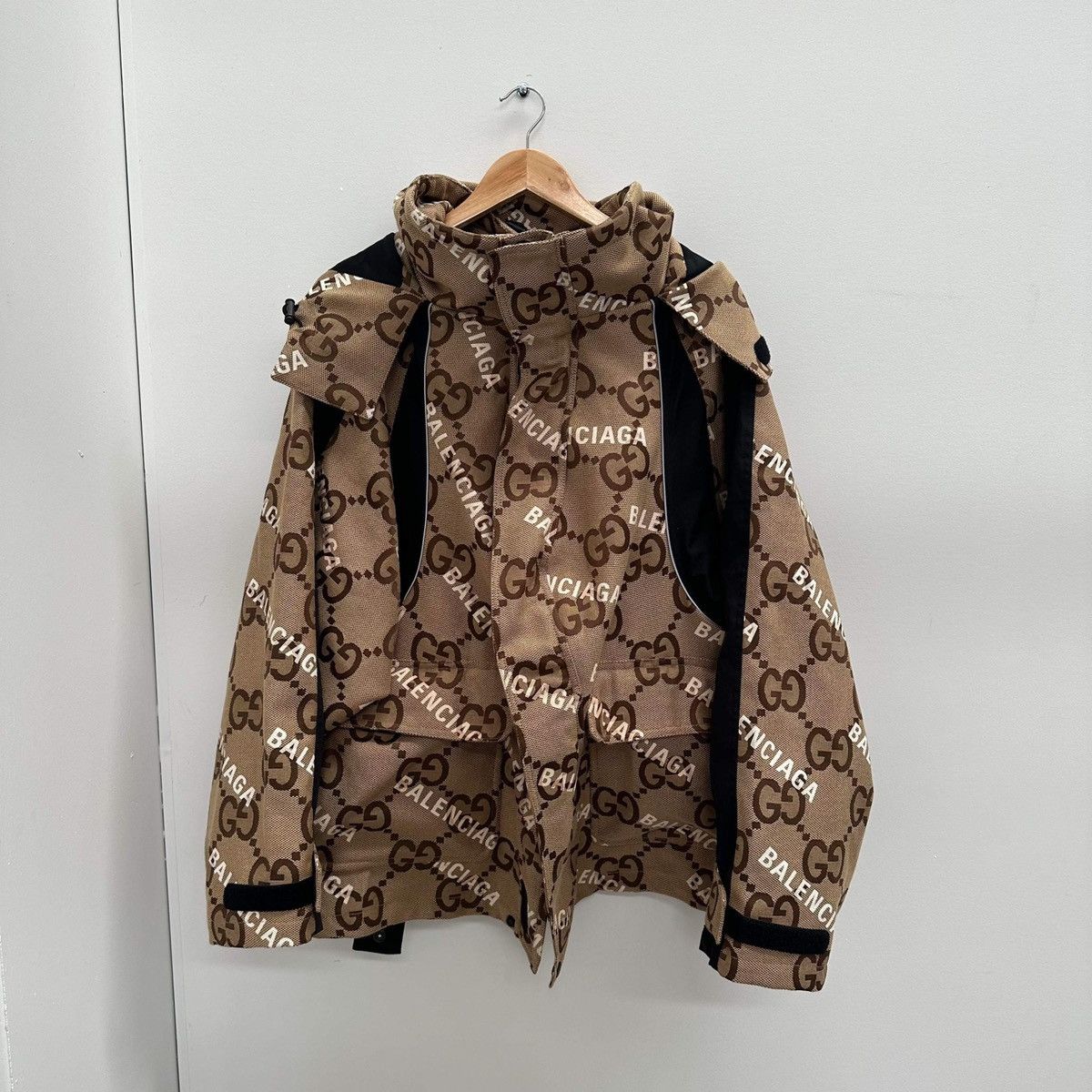 Balenciaga × Gucci Gucci x balenciaga hacker project gf jumbo jacket ...