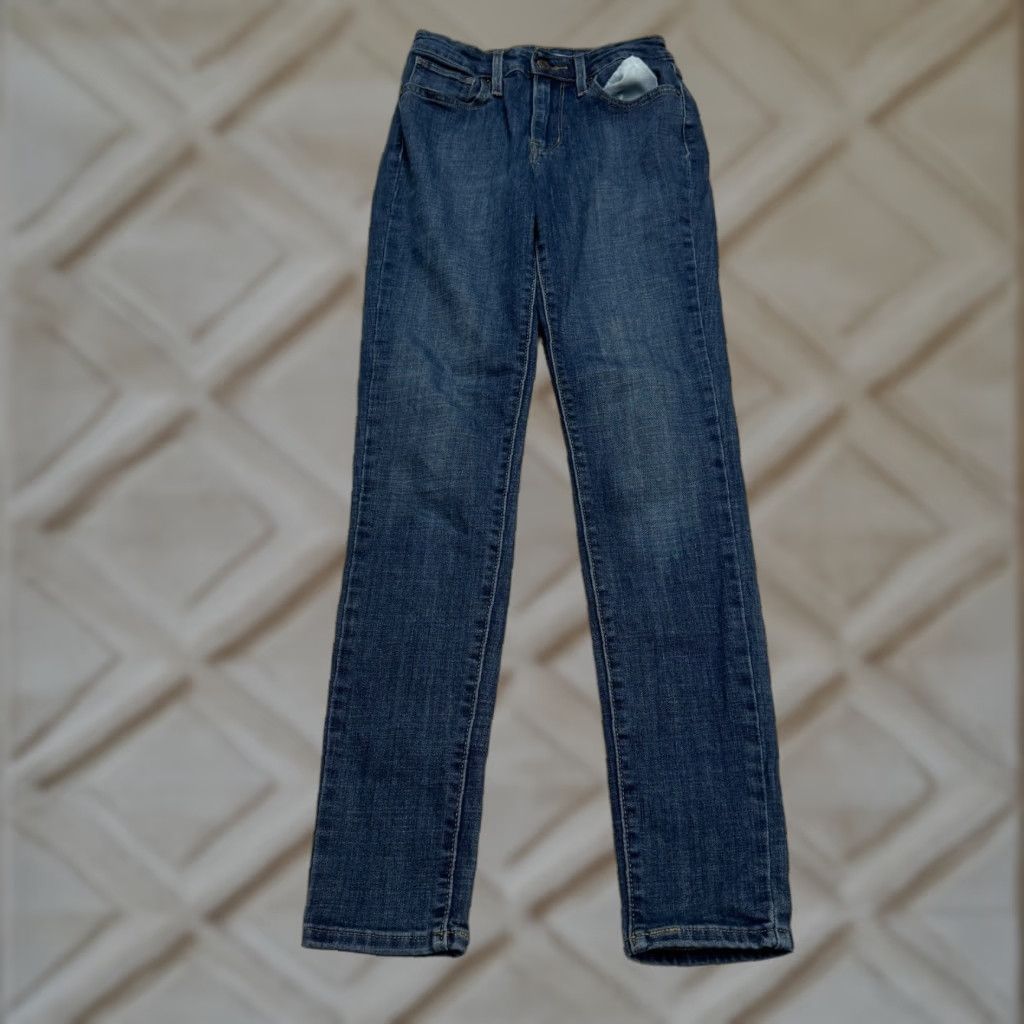 Levi's Levi's 712 High Rise Skinny Jeans Womens 25 Blue Dark Wash Casual Stretch Size 42" / US 20 - 1 Thumbnail