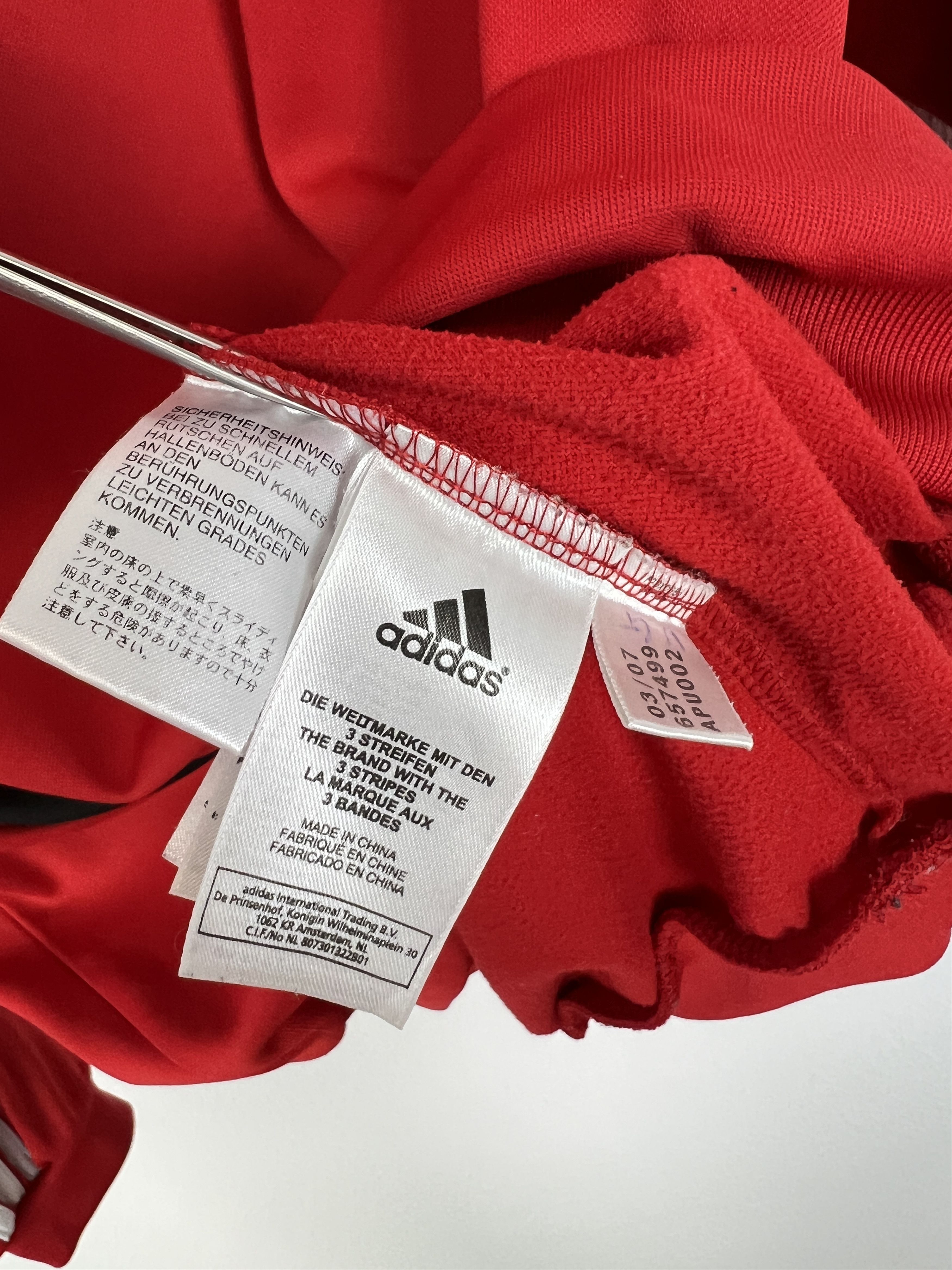 Adidas Vintage Adidas Liverpool Football Sweatshirt Soccer Size US M / EU 48-50 / 2 - 11 Thumbnail