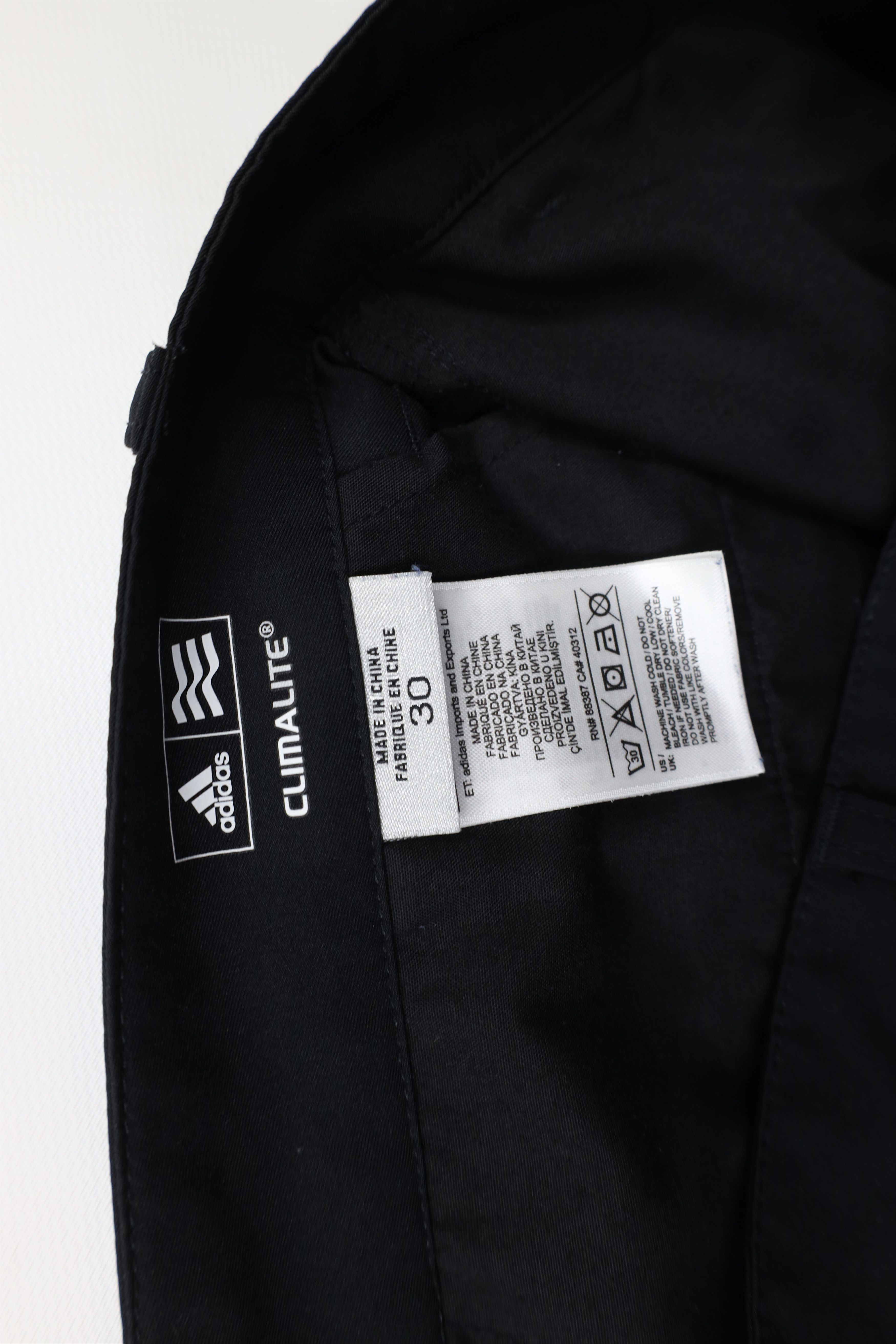 Adidas × Vintage Adidas Golf Spell Tech Golfing Chino Shorts Black Polyester Size US 30 / EU 46 - 10 Thumbnail