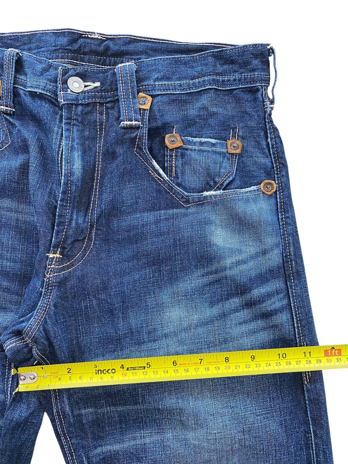 Levi's Levi’s Light Blue Wash Whiskered Style Straight Leg Jeans Size US 32 / EU 48 - 7 Thumbnail