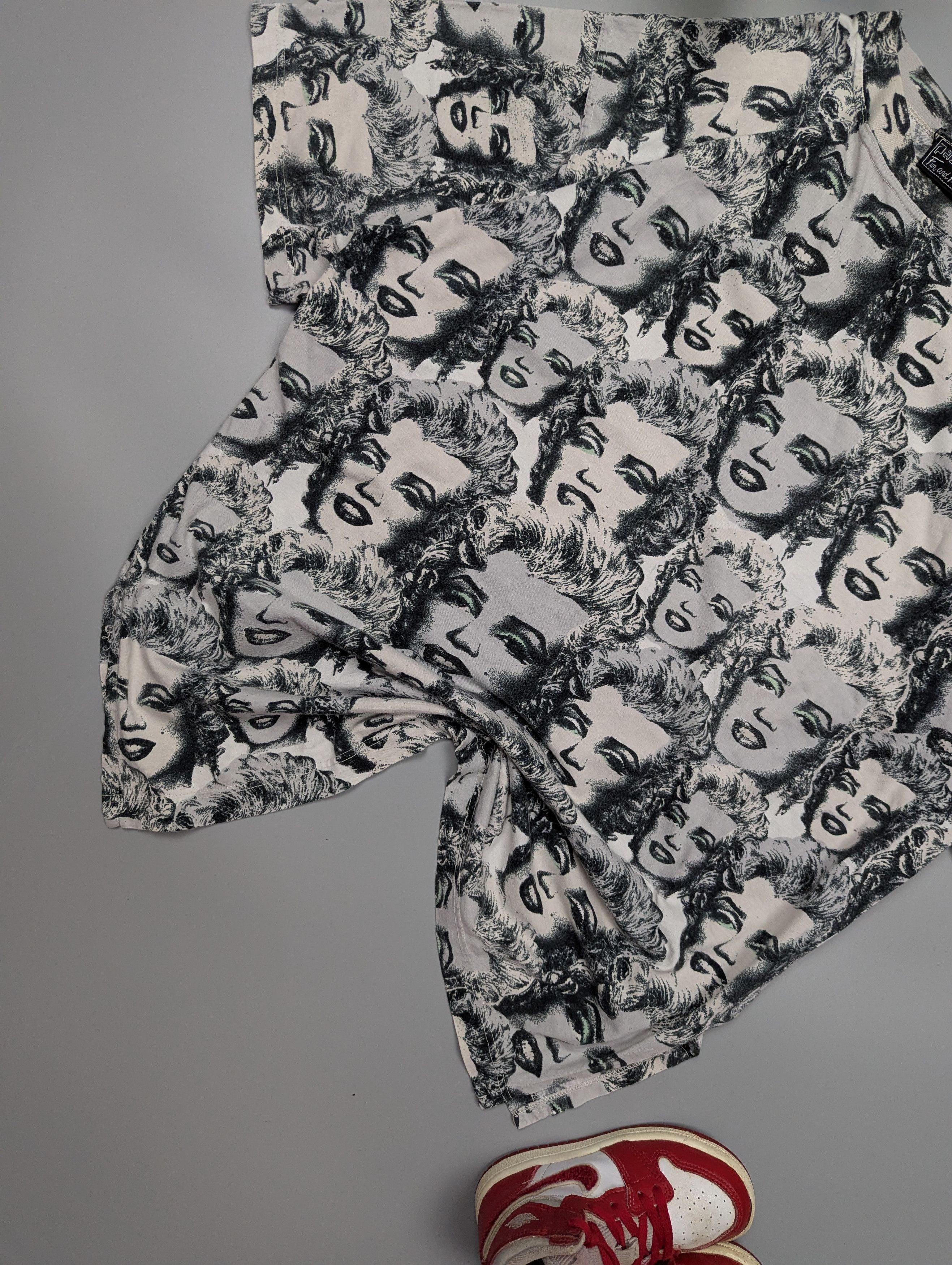 Passport Y2K Vtg Pop Art Graphic Tee Men’s S/M Marilyn Monroe Size US S / EU 44-46 / 1 - 4 Thumbnail
