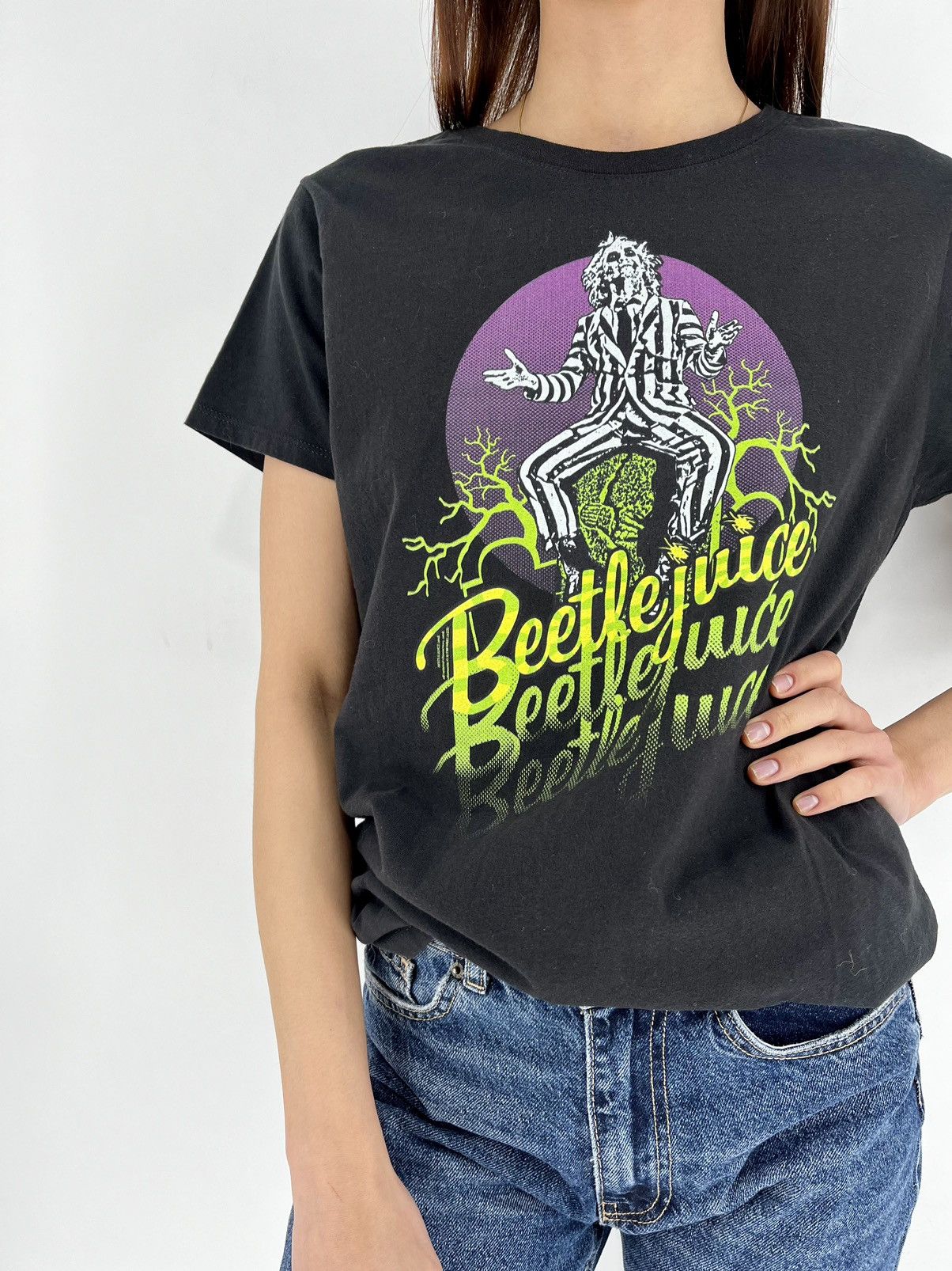 Band Tees × Vintage Beetle Juice Y2K Vintage T-Shirt size L Size L / US 10 / IT 46 - 4 Thumbnail