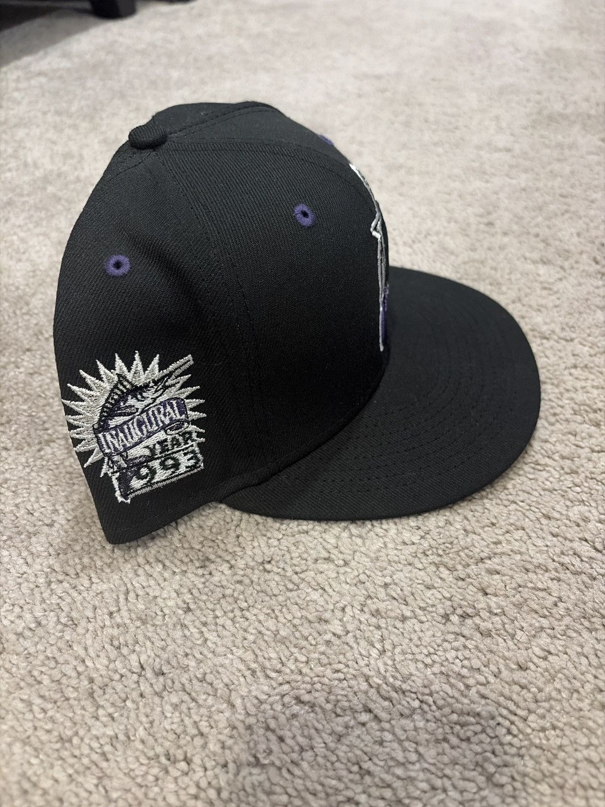 New Era Brand New, New Era Florida Marlins Hat Size 7 3/4 Size ONE SIZE - 2 Thumbnail