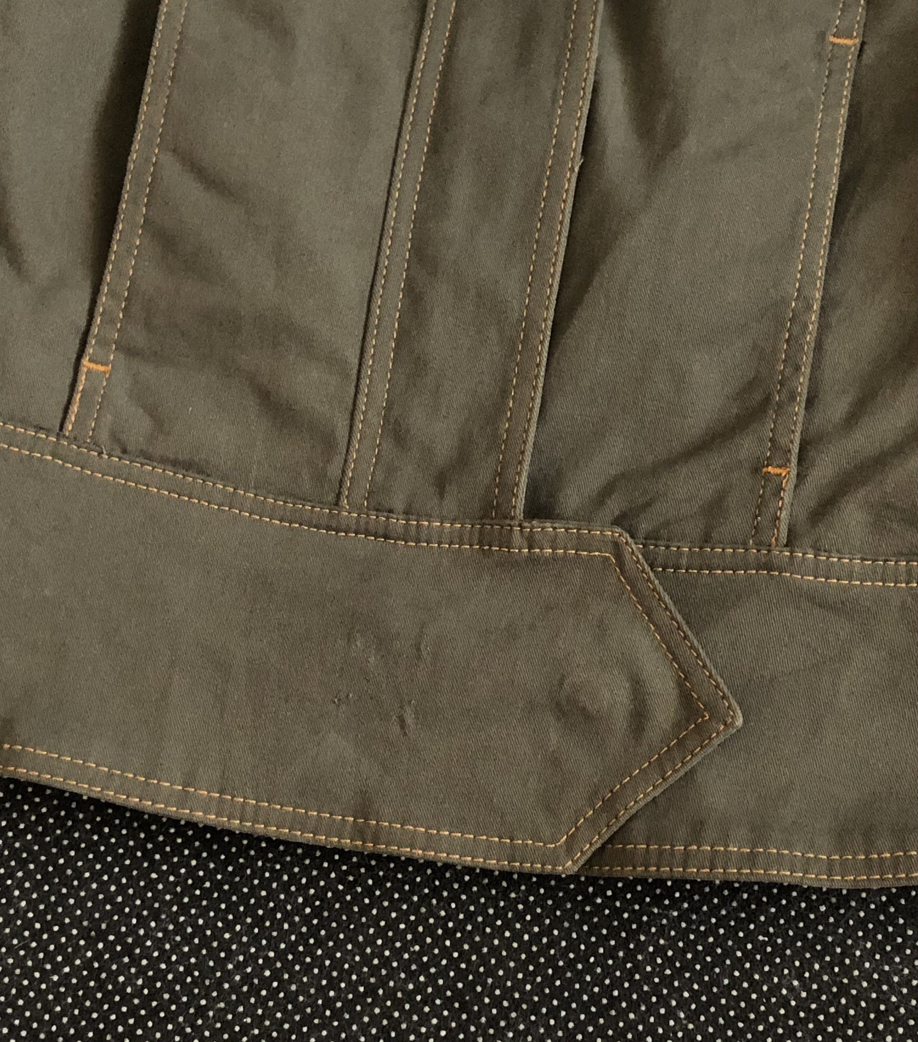 Moschino VINTAGE MOSCHINO JEANS BUTTON ACCENT JACKET MILITARY Size XS / US 0-2 / IT 36-38 - 8 Thumbnail