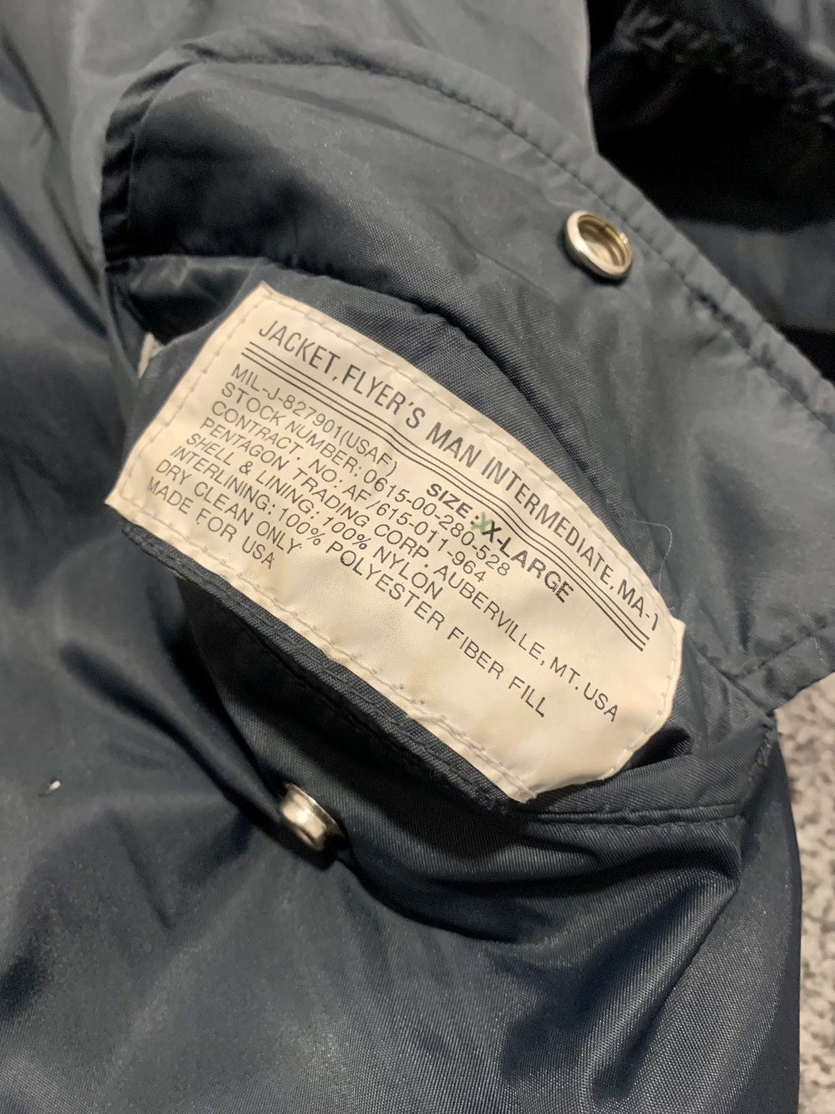 Vintage Vintage Military Ash Grey Bomber MA-1 Jacket Size US XL / EU 56 / 4 - 6 Thumbnail