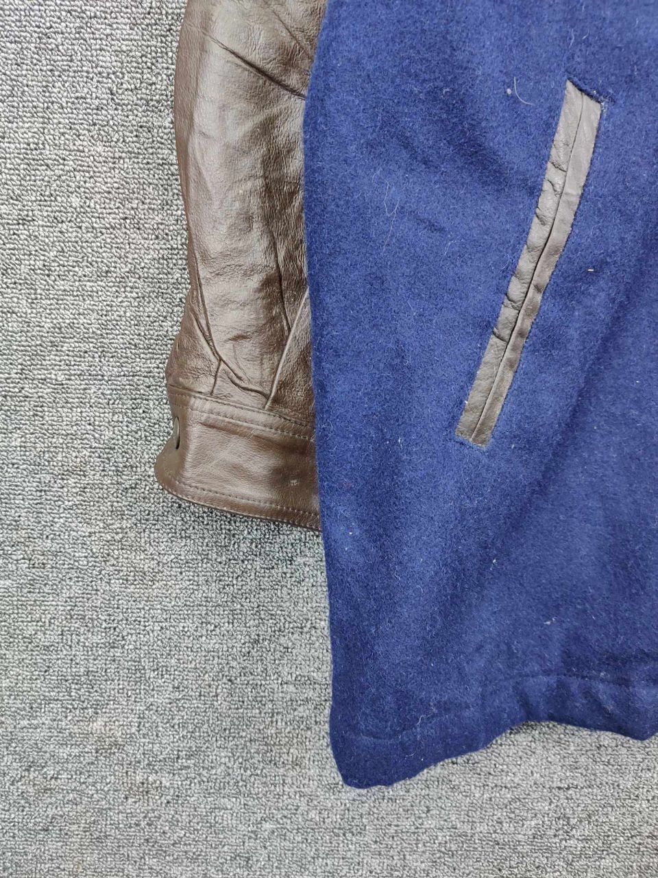 Vintage Authentic American Los Angeles Wool Varsity Leather Jacket Size US L / EU 52-54 / 3 - 4 Thumbnail