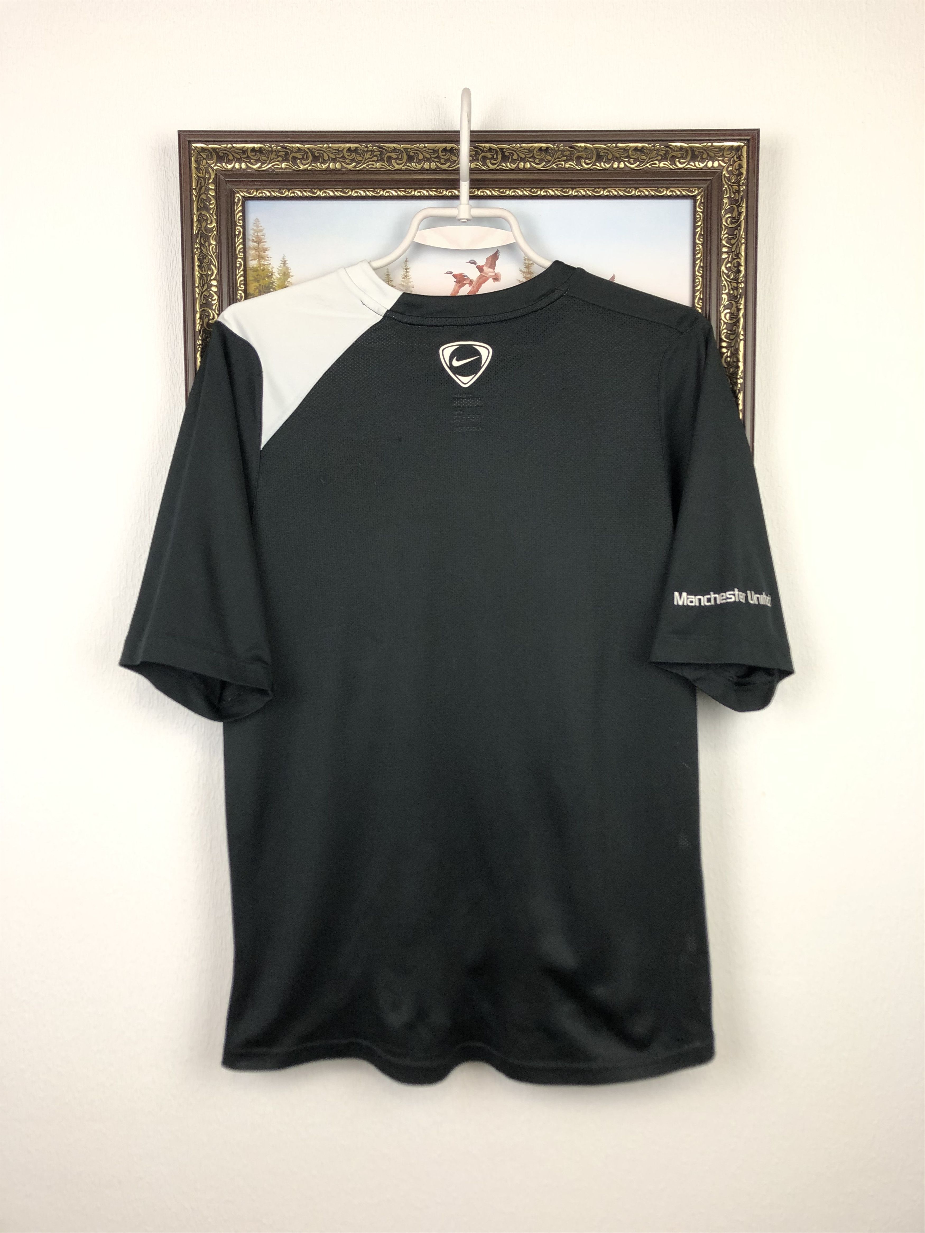 Nike Vintage Nike Manchester United Shirt Soccer Player Issue Tee Size US S / EU 44-46 / 1 - 8 Thumbnail
