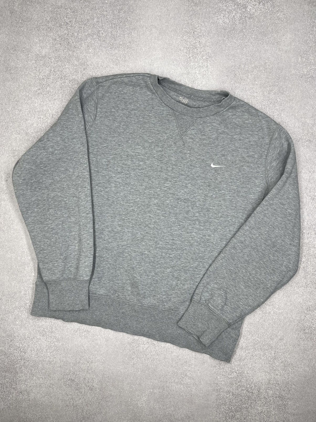 Vintage Nike Basic Grey Crewneck Sweatshirt Small Logo Y2K