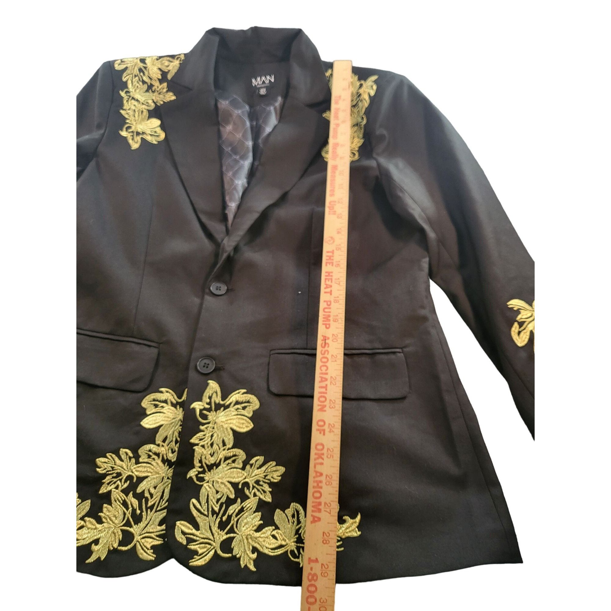 Boohoo Boohoo Man Blazer Men Sz 40 R Black Gold Embroidered 2 Butto Size 40R - 3 Thumbnail