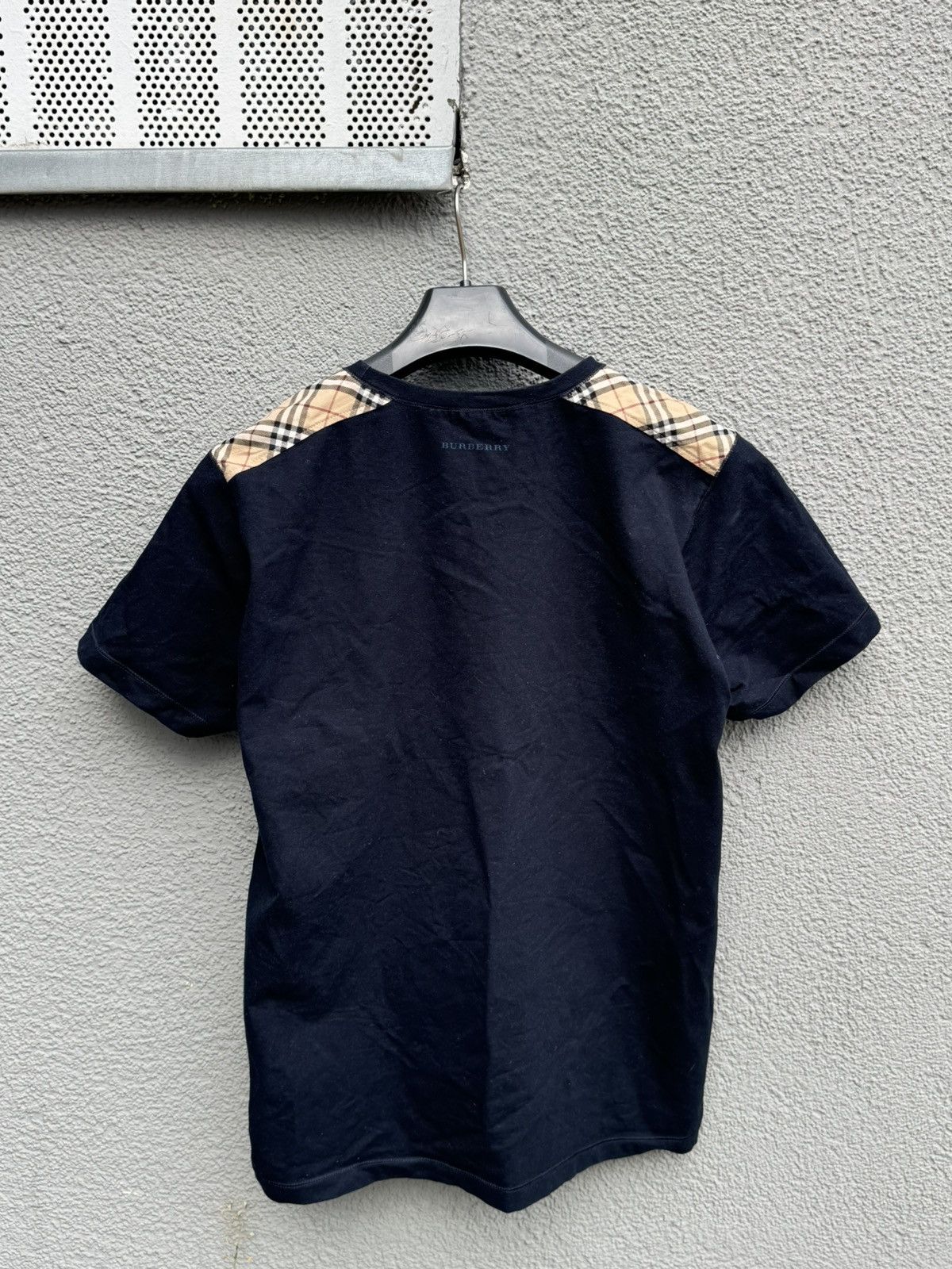 Burberry Burberry London T-shirt Check Navy Size US L / EU 52-54 / 3 - 11 Thumbnail