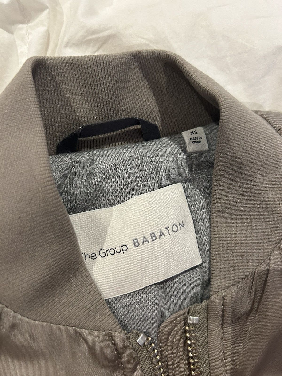 Aritzia Must sell! Babaton Aritzia Gilman Bomber Jacket Size XS / US 0-2 / IT 36-38 - 1 Thumbnail