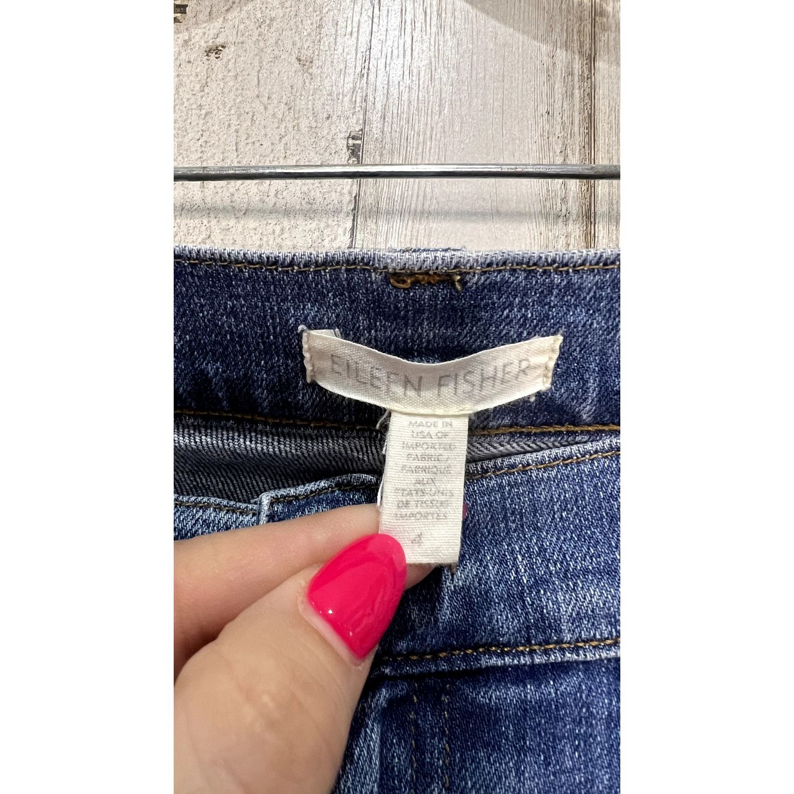 Eileen Fisher Eileen Fisher Women's High Rise Tapered Jeans Blue Denim Size 27" / US 4 / IT 40 - 2 Thumbnail