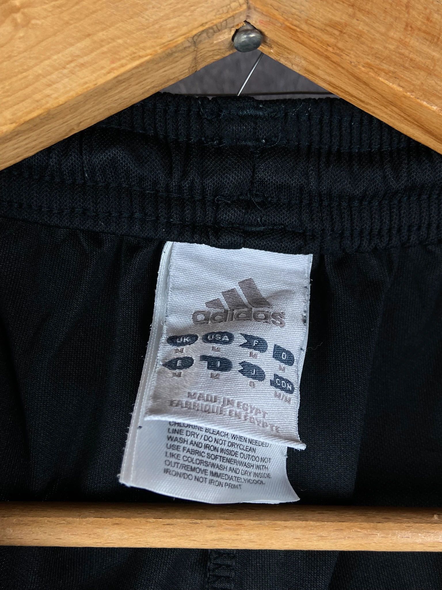 Adidas Adidas shorts black vintage retro streetwea Size US 34 / EU 50 - 3 Thumbnail