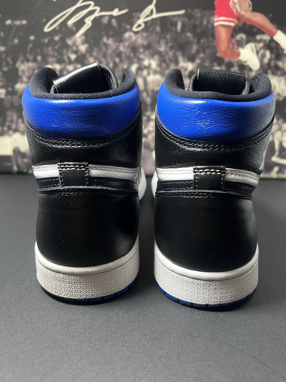 Jordan Brand Nike Air Jordan 1 Retro OG High Royal Toe Sz 9 OG ALL RARE🔥 Size US 9 / EU 42 - 6 Thumbnail