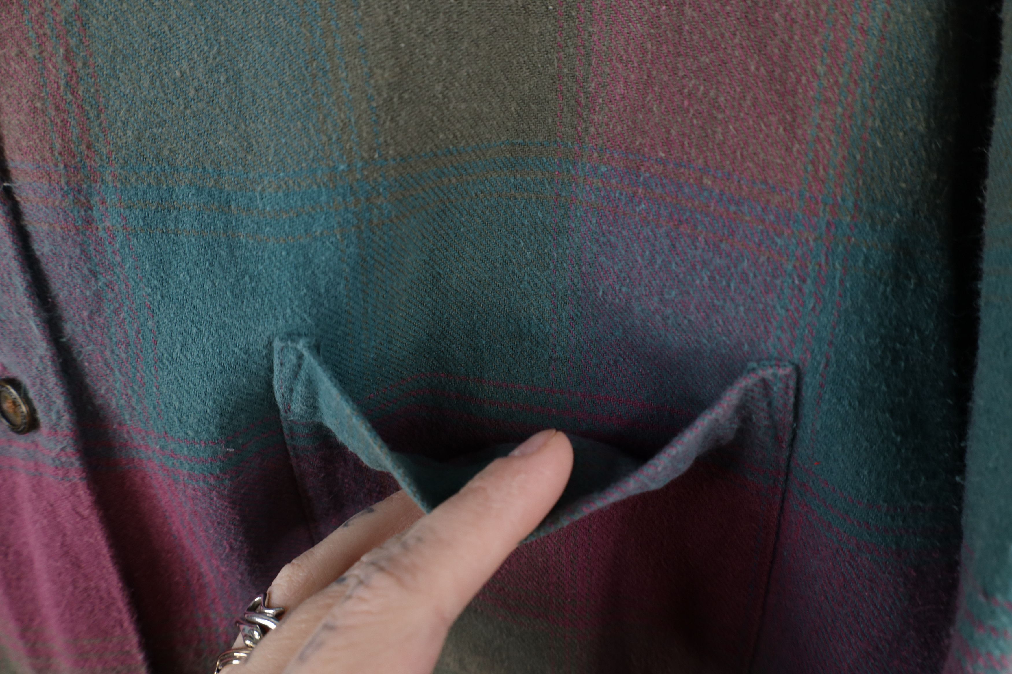 Gap × Vintage Vintage 90s Gap Looped Collar Flannel Button Shirt Plaid Size L / US 10 / IT 46 - 5 Thumbnail