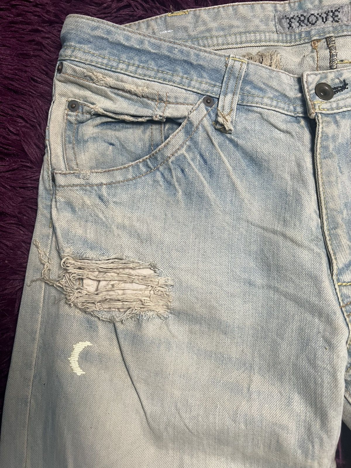 TROVE Archive TROVE Japanese Brand Distressed Light Wash Denim(45) Size US 34 / EU 50 - 3 Thumbnail