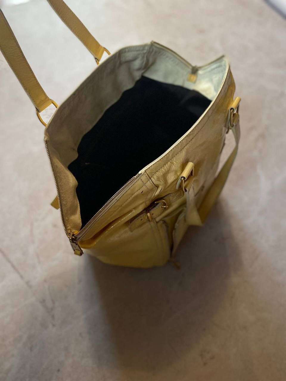 Vintage × Yves Saint Laurent Vintage Yves Saint Laurent Avant Garde Leather Shoulder Bag Size ONE SIZE - 9 Thumbnail