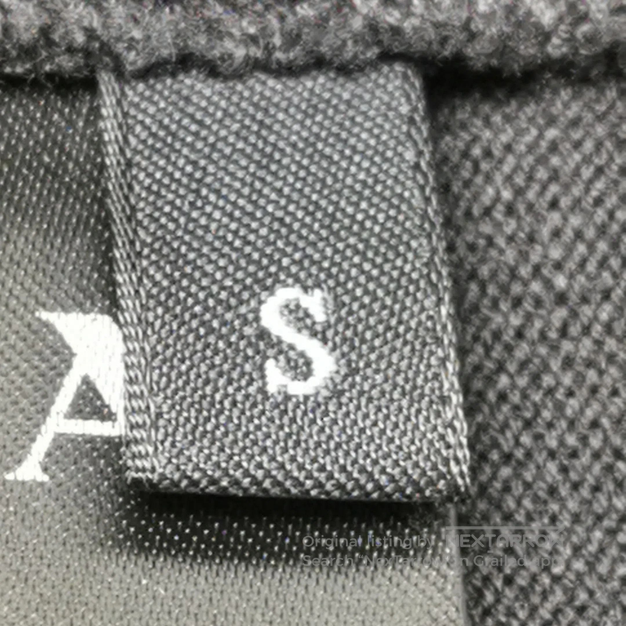 Prada Prada S Cotton Collar Long. Size US M / EU 48-50 / 2 - 8 Thumbnail