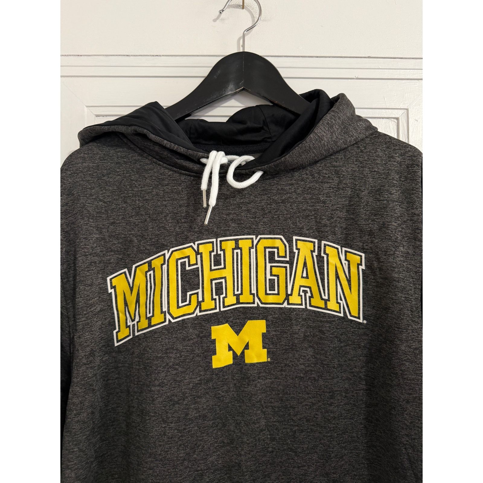 Top Of The World University of Michigan Wolverines Hoodie Sweatshirt Size L Size US L / EU 52-54 / 3 - 2 Thumbnail