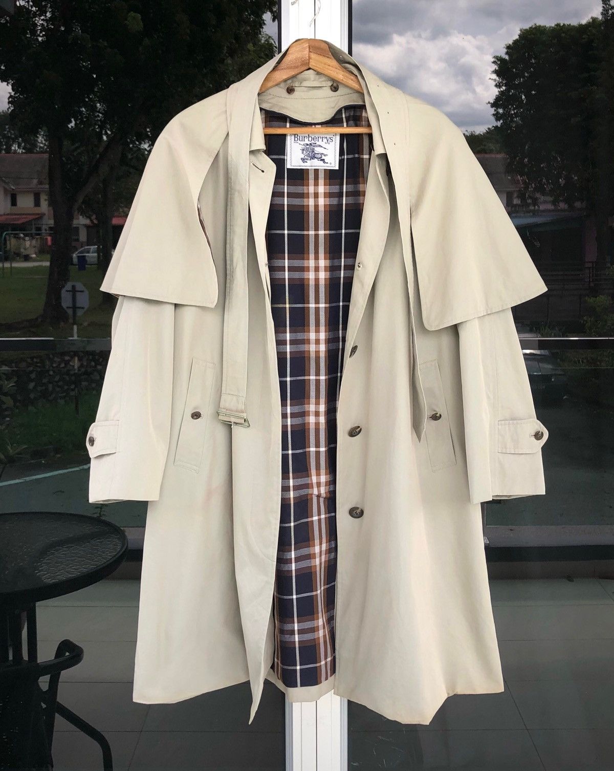 Burberry Vintage Burberrys Women’s Trench Jacket Size L / US 10 / IT 46 - 1 Thumbnail
