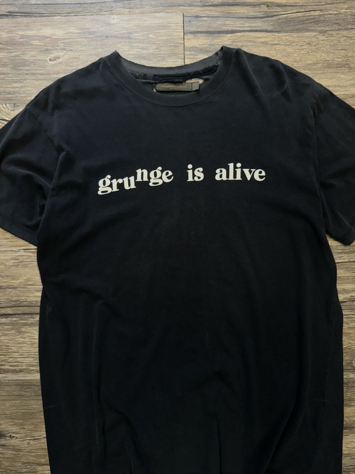 UNDERCOVERISM grunge is alive Tシャツ UNDERCOVERISM grunge is