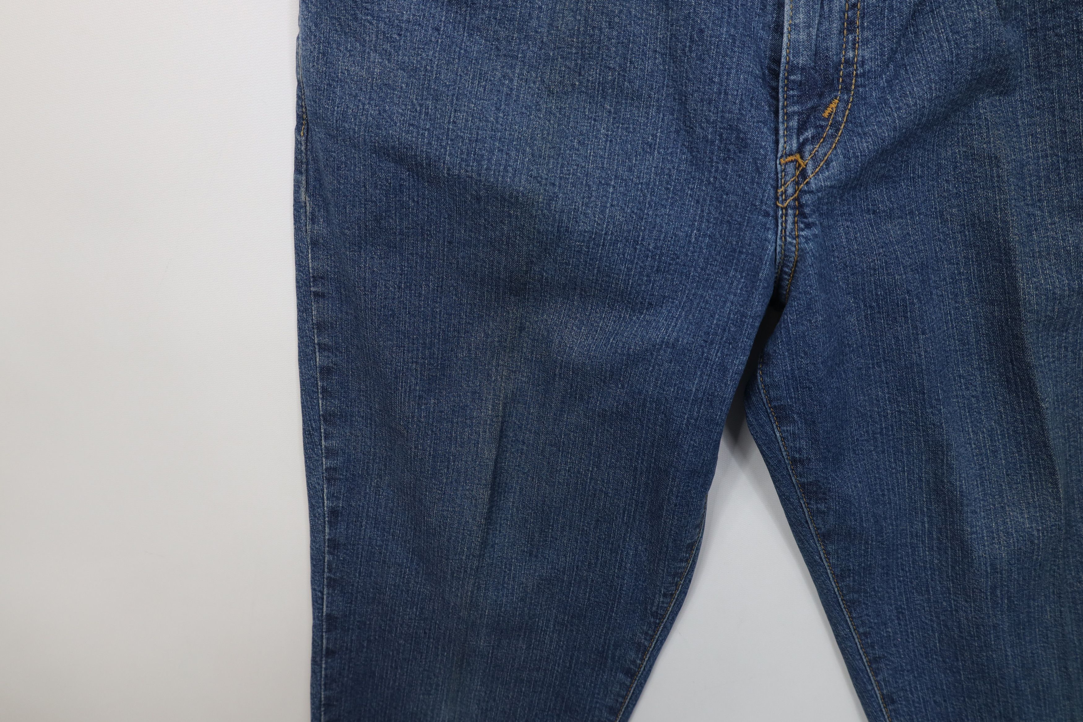 Levi's Vintage Y2K 2005 Levis 550 Flared Relaxed Boot Cut Jeans Size 32" / US 10 / IT 46 - 7 Thumbnail