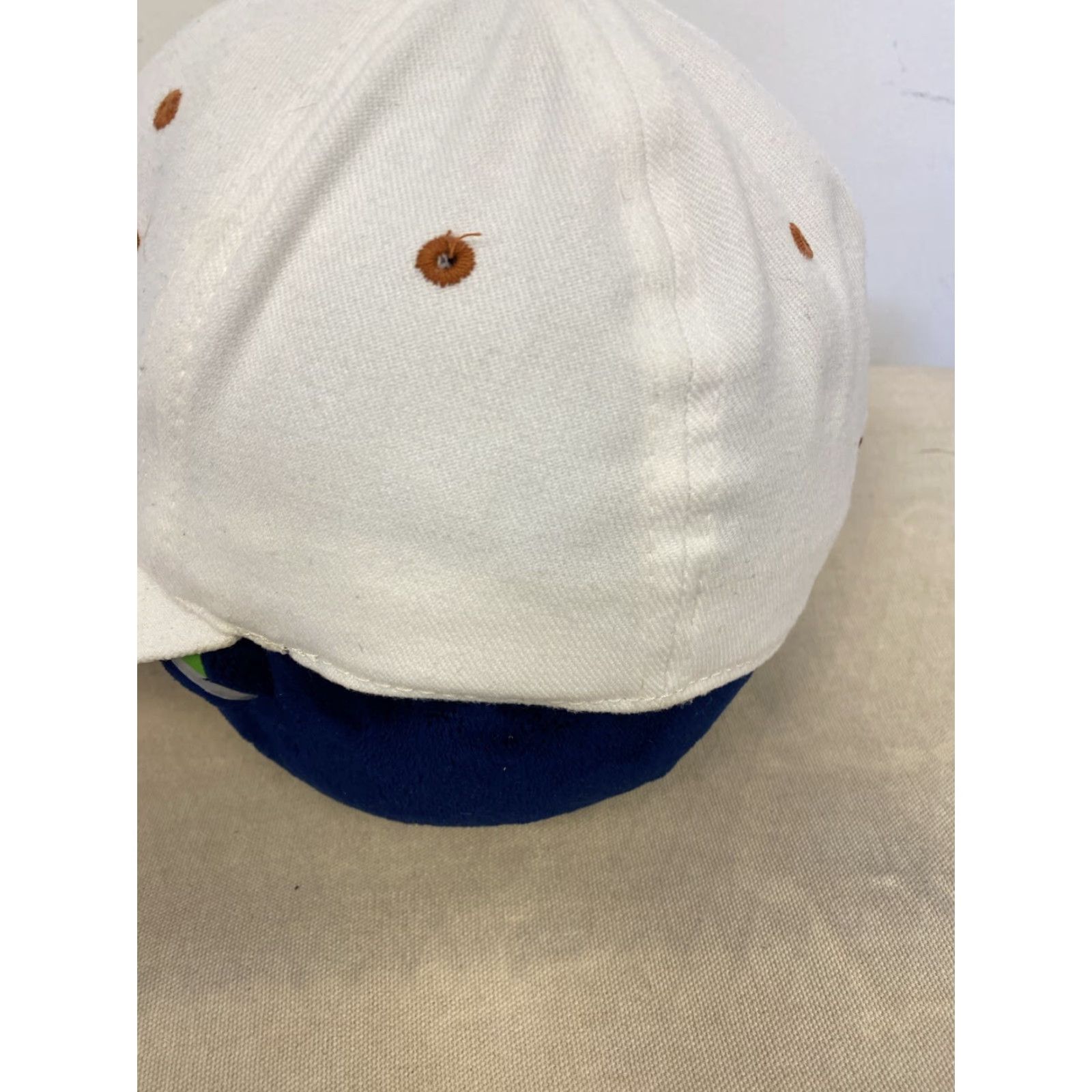 Top Of The World VINTAGE University of Texas Longhorns Baseball Cap /Unisex Adults Adjustable Beige Cotton Logo 90s College Fan Size ONE SIZE - 3 Thumbnail