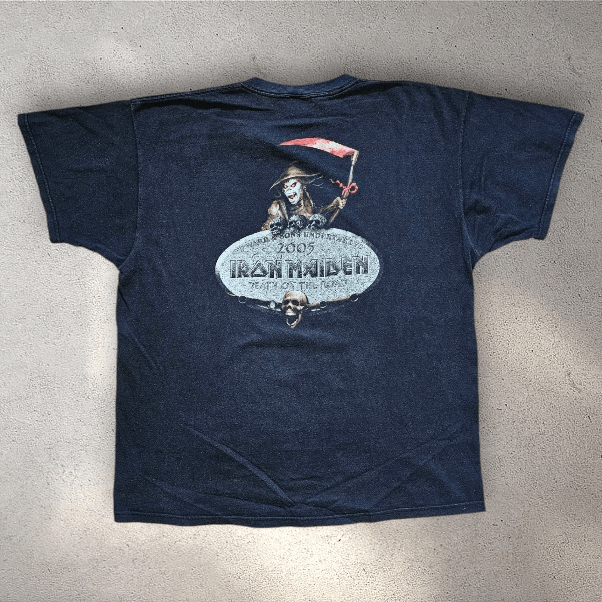 Fruit Of The Loom × Iron Maiden × Vintage Iron Maiden Death On The Road 2005 Tee Size US XL / EU 56 / 4 - 3 Thumbnail