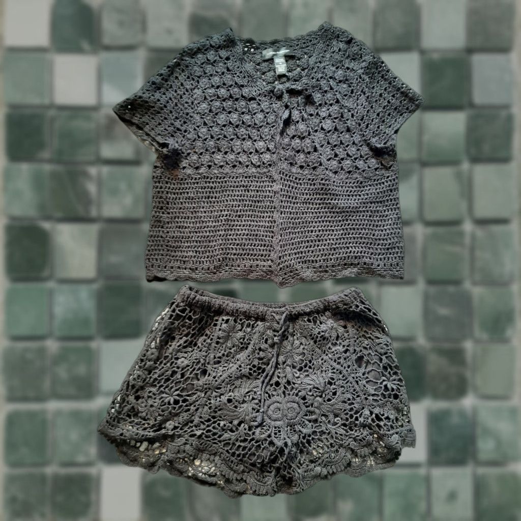 Vintage Cable & Gauge Shirt and Ledor Skirt Knit Medium M Womens Black Floral Outfit Size M / US 6-8 / IT 42-44 - 1 Thumbnail