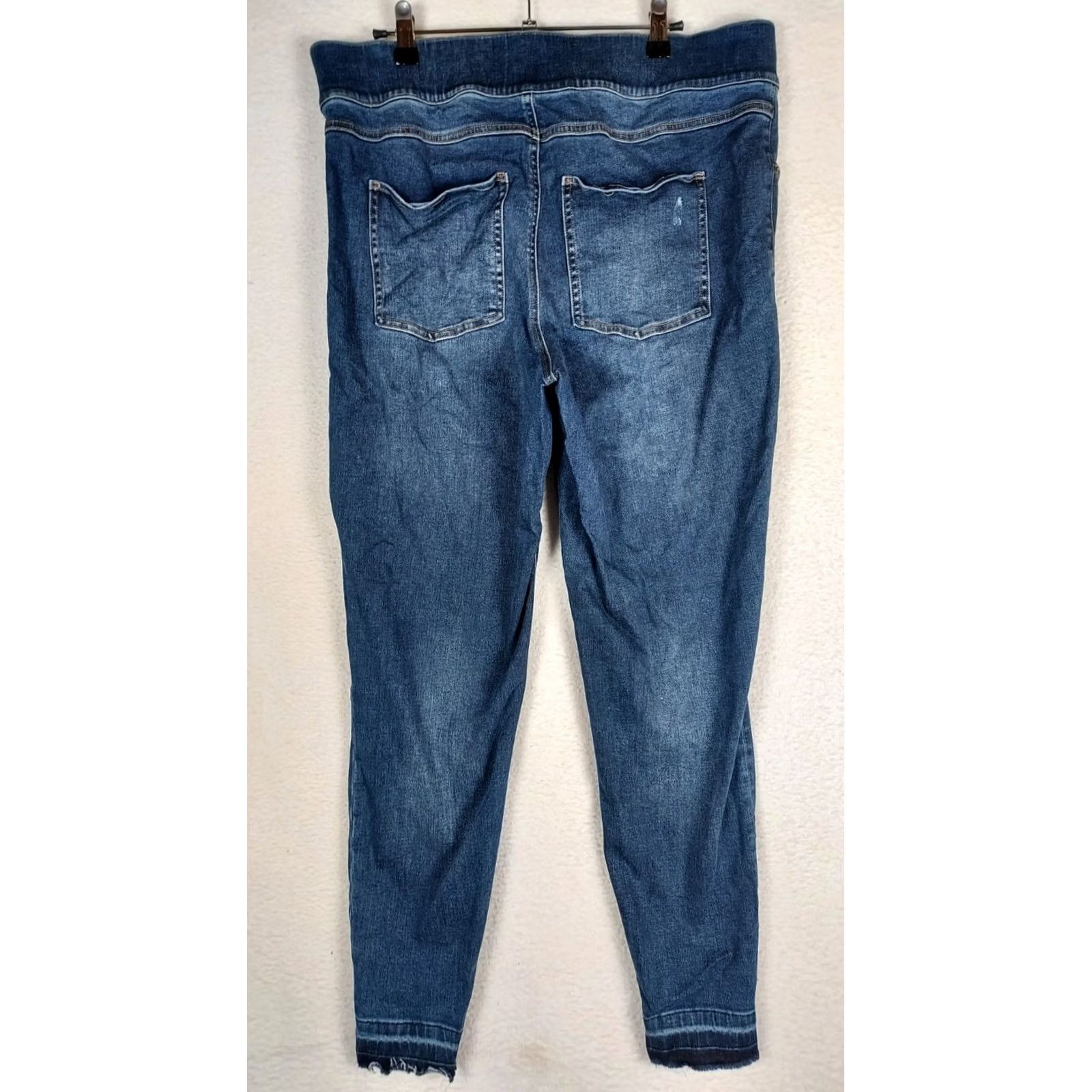 Spanx SPANX Jeans Womens 1X Blue Stretch Denim Shaping Skinny Jeggings Size 40" / US 18 - 2 Thumbnail