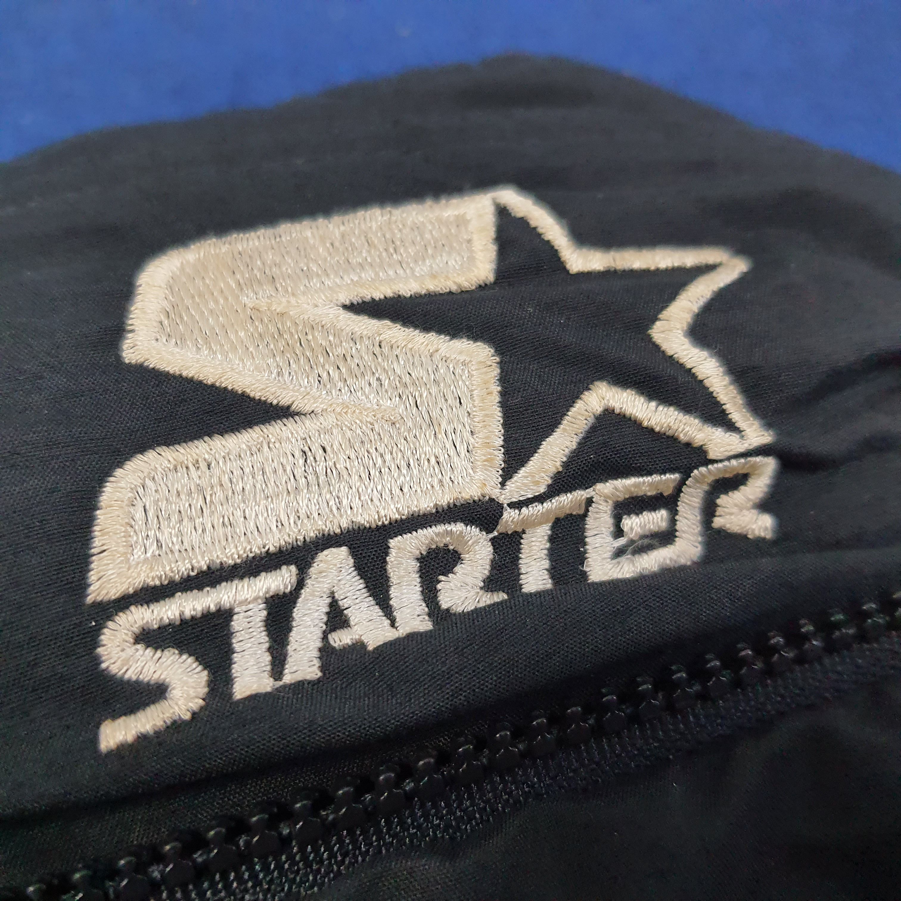 NFL × Starter × Vintage Vintage Starter NFL Raiders Sports Team Jacket C230N24 Size US XXL / EU 58 / 5 - 4 Thumbnail