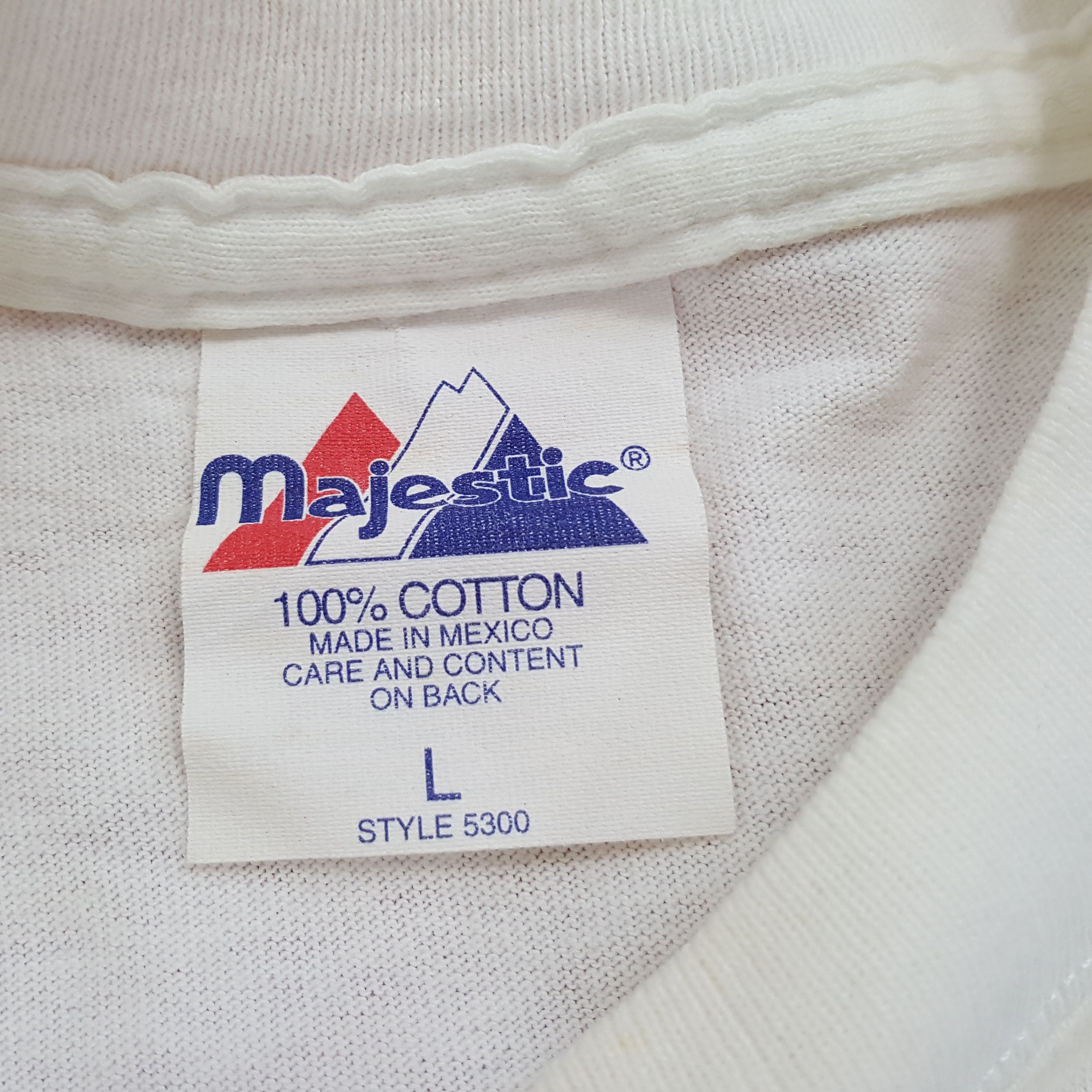 MLB × New York Yankees × Vintage Majestic MLB American Sport Baseball Team Vintage Tshirt Size US XL / EU 56 / 4 - 7 Thumbnail