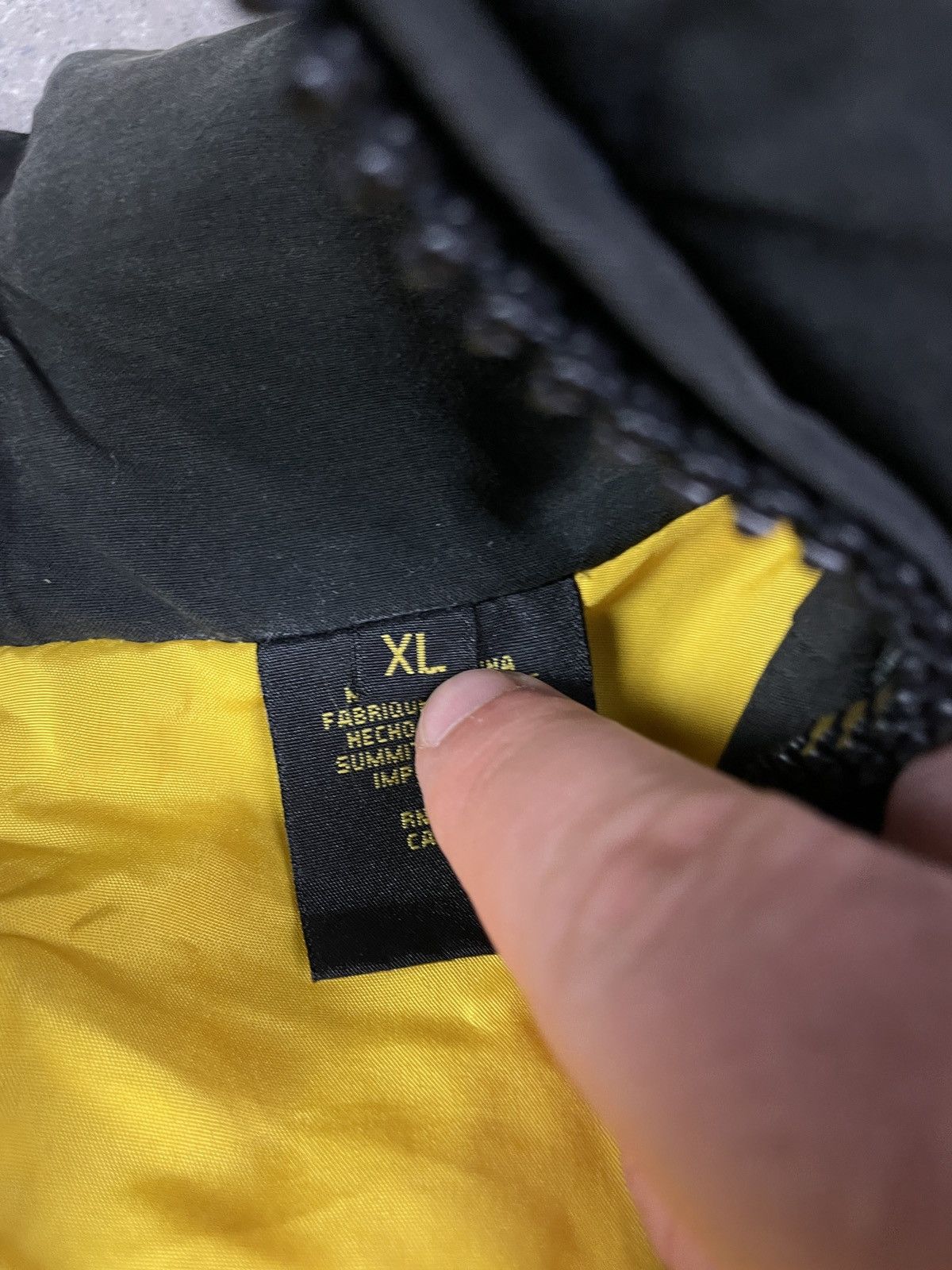 Caterpillar × Vintage Vintage Caterpillar Work Wear Puffer Vest Jacket Size US XL / EU 56 / 4 - 9 Thumbnail