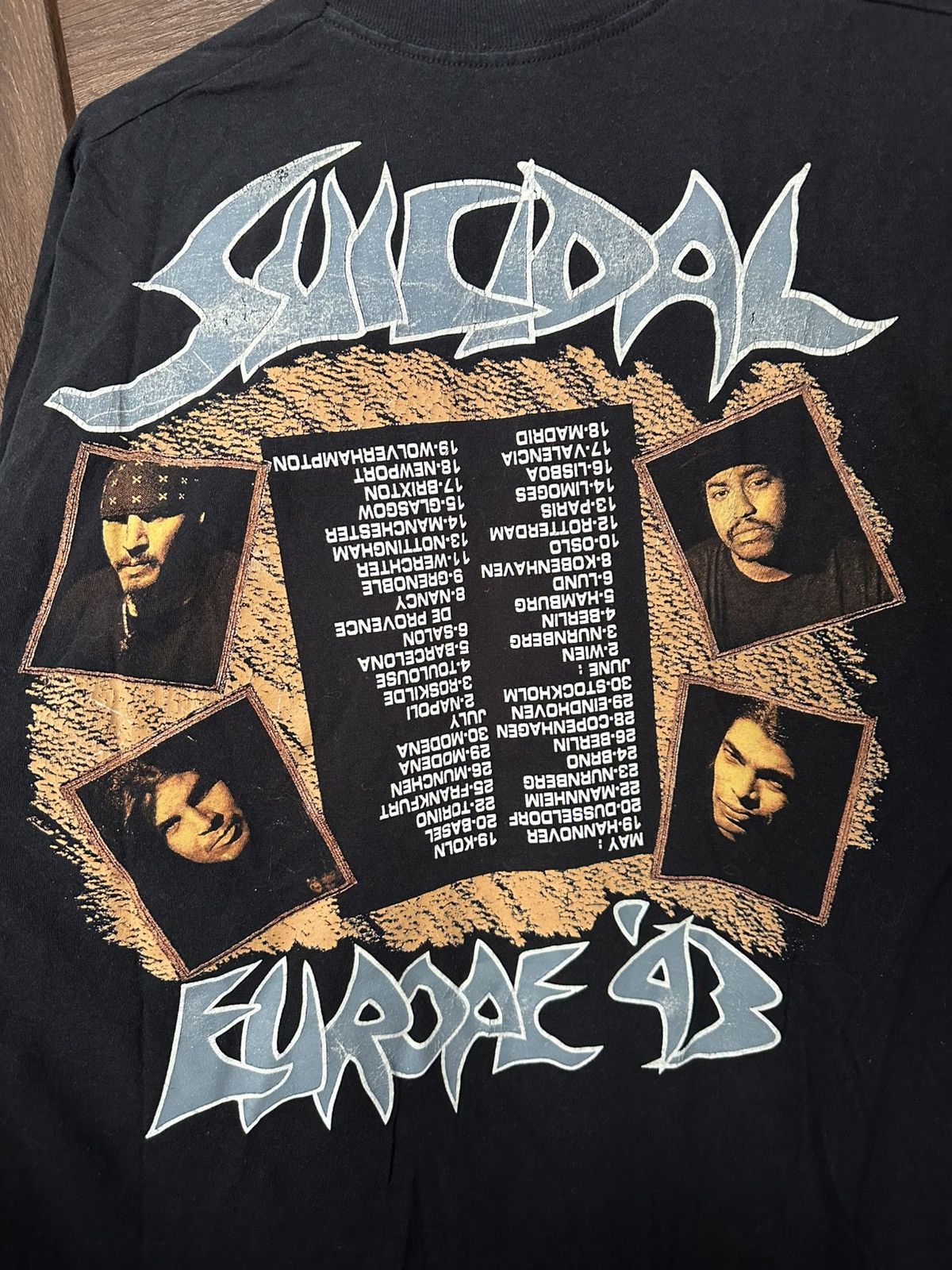 Band Tees 1992 Suicidal Tendencies The Art Rebellion Vintage T-Shirt Size US L / EU 52-54 / 3 - 10 Thumbnail