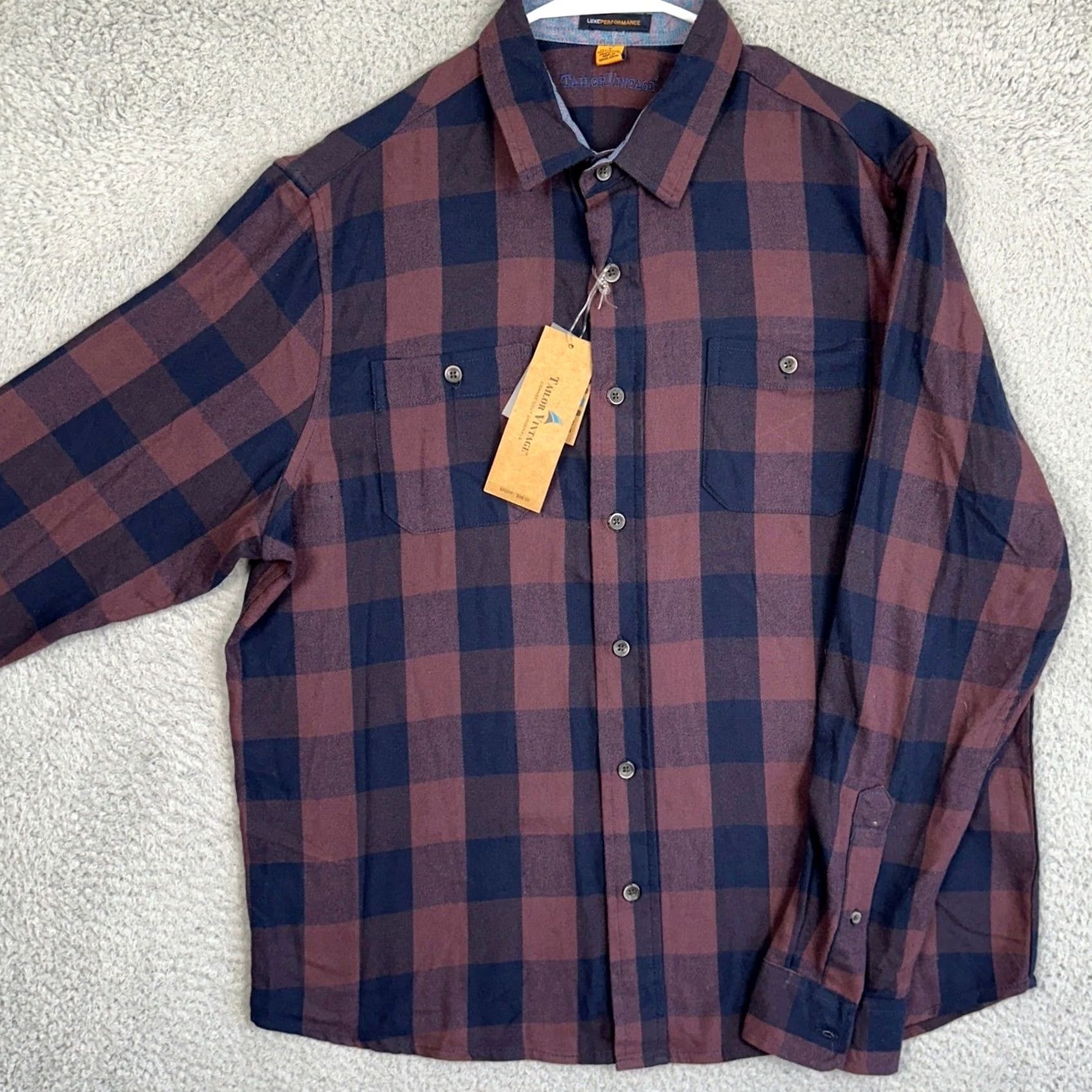 Vintage Tailor Vintage Luxe Performance Shirt Mens Large Burgundy Navy Buffalo Check Plaid Button-Up Long Sleeve Collared Fall Winter Spring Casual Workwear Size US L / EU 52-54 / 3 - 2 Thumbnail