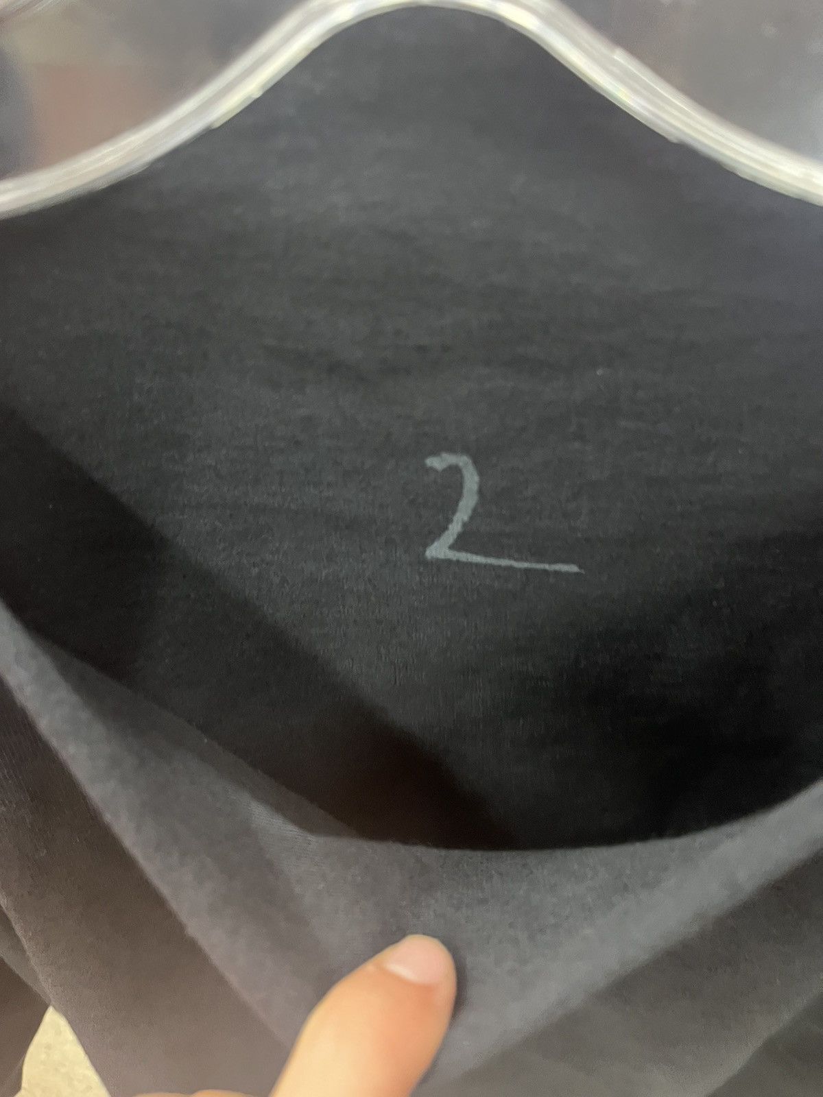 Yeezy VULTURES BLACK BOXY SHIRT Size US L / EU 52-54 / 3 - 2 Thumbnail
