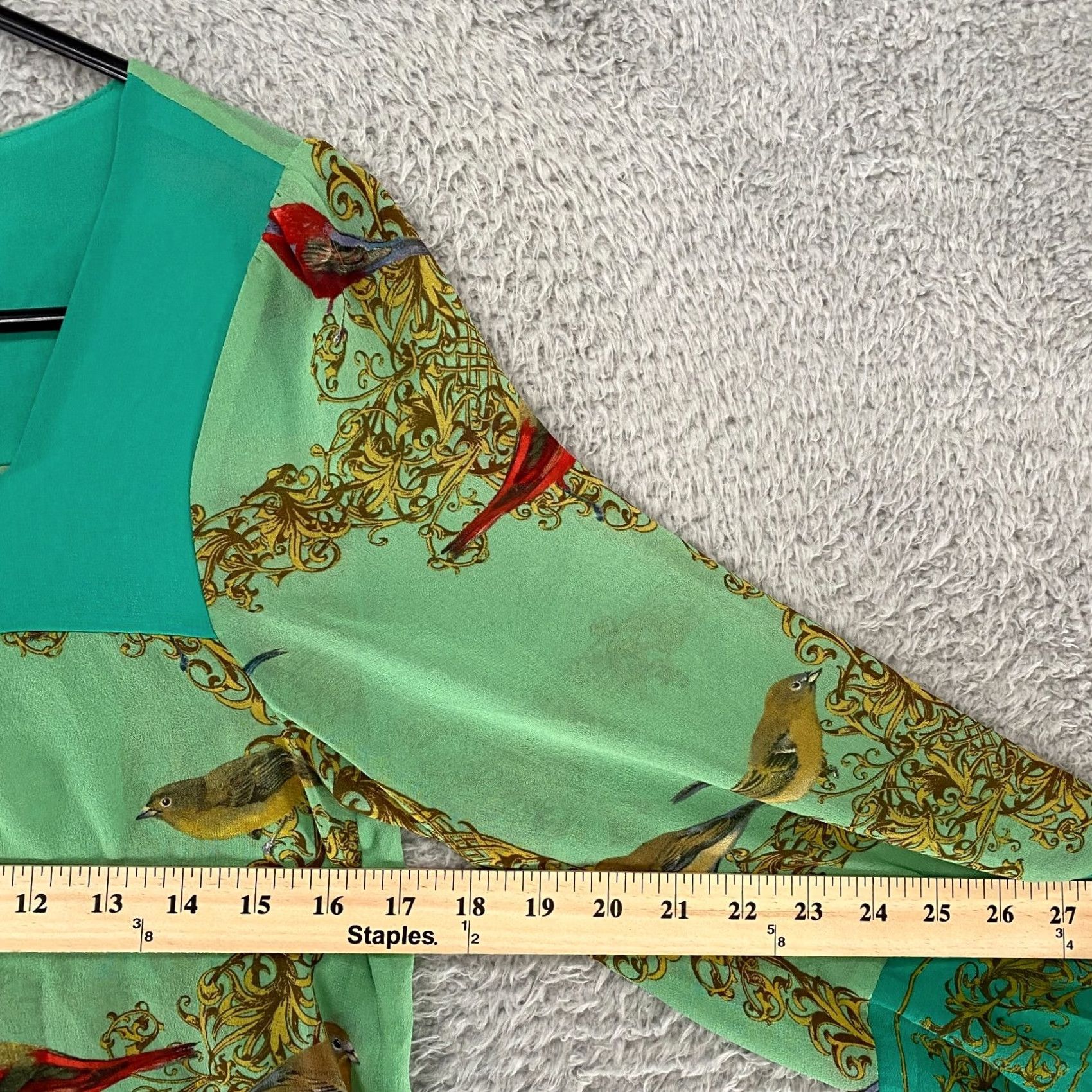 Anthropologie Anthropologie Vanessa Virginia Green 100% Silk Bird Blouse Womens Size 2 Y2K Size XS / US 0-2 / IT 36-38 - 5 Thumbnail