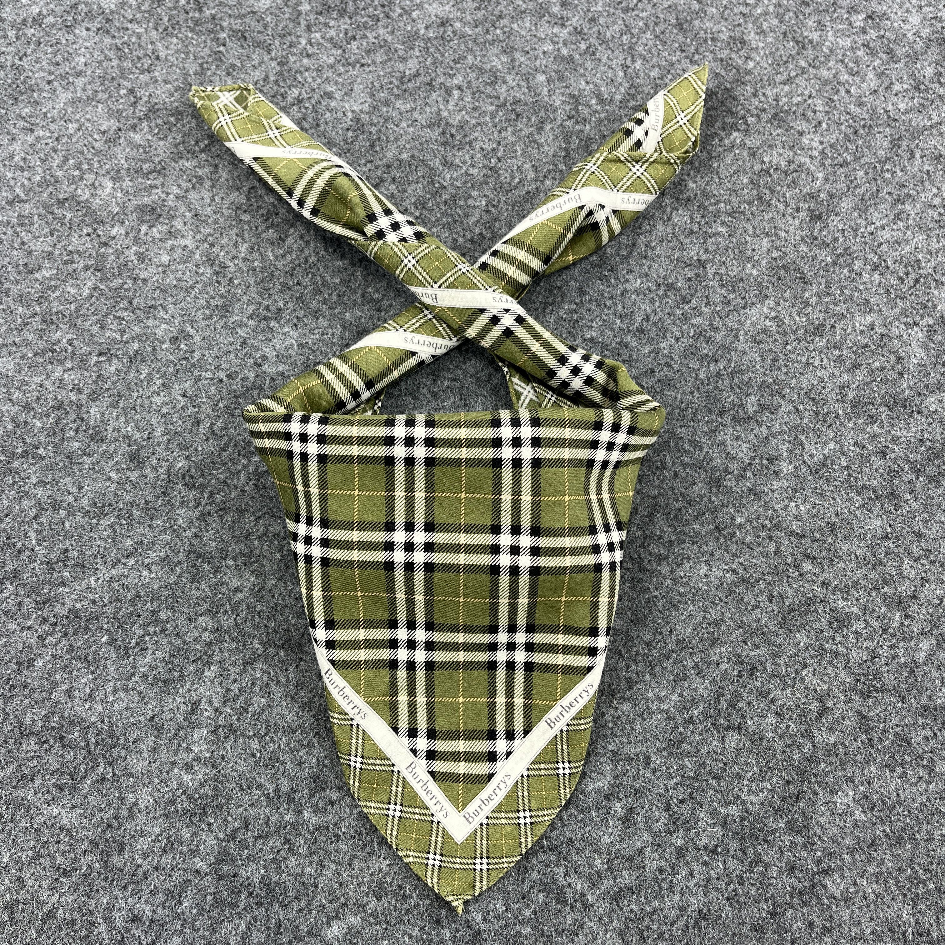 Burberry Burberry Handkerchief / Bandana / Neckerchief B884 Size ONE SIZE - 1 Thumbnail