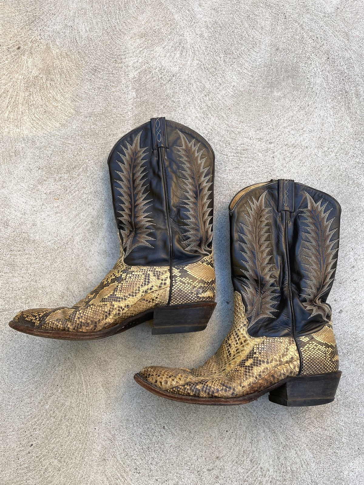 Cowboy Equipment × Vintage Tony Lama Snakeskin Western Vintage Cowboy Boots Size US 10.5 / EU 43-44 - 1 Thumbnail