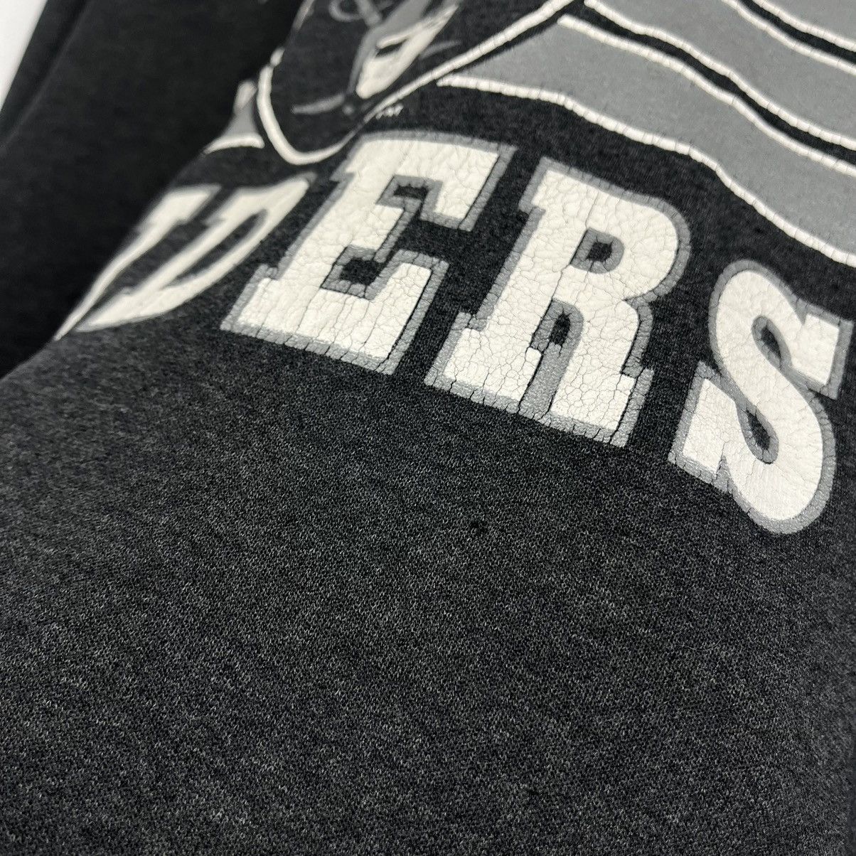 NFL Vintage NFL Los Angeles Raiders made in USA sweatshirt 90’s Size US M / EU 48-50 / 2 - 10 Thumbnail