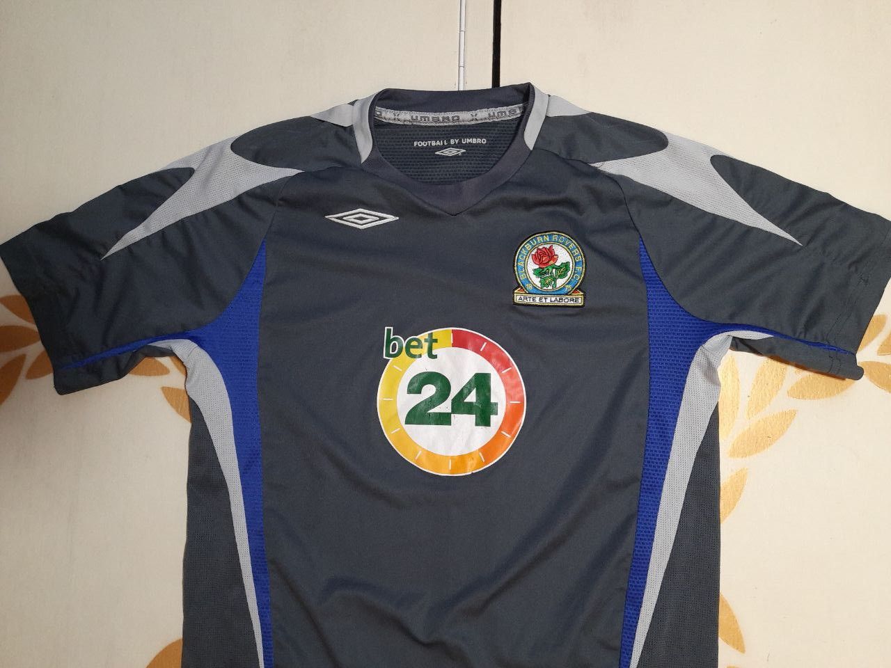 Umbro Umbro Blackburn Rovers Jersey 2007-2008 Junior size LB Size US XS / EU 42 / 0 - 2 Thumbnail