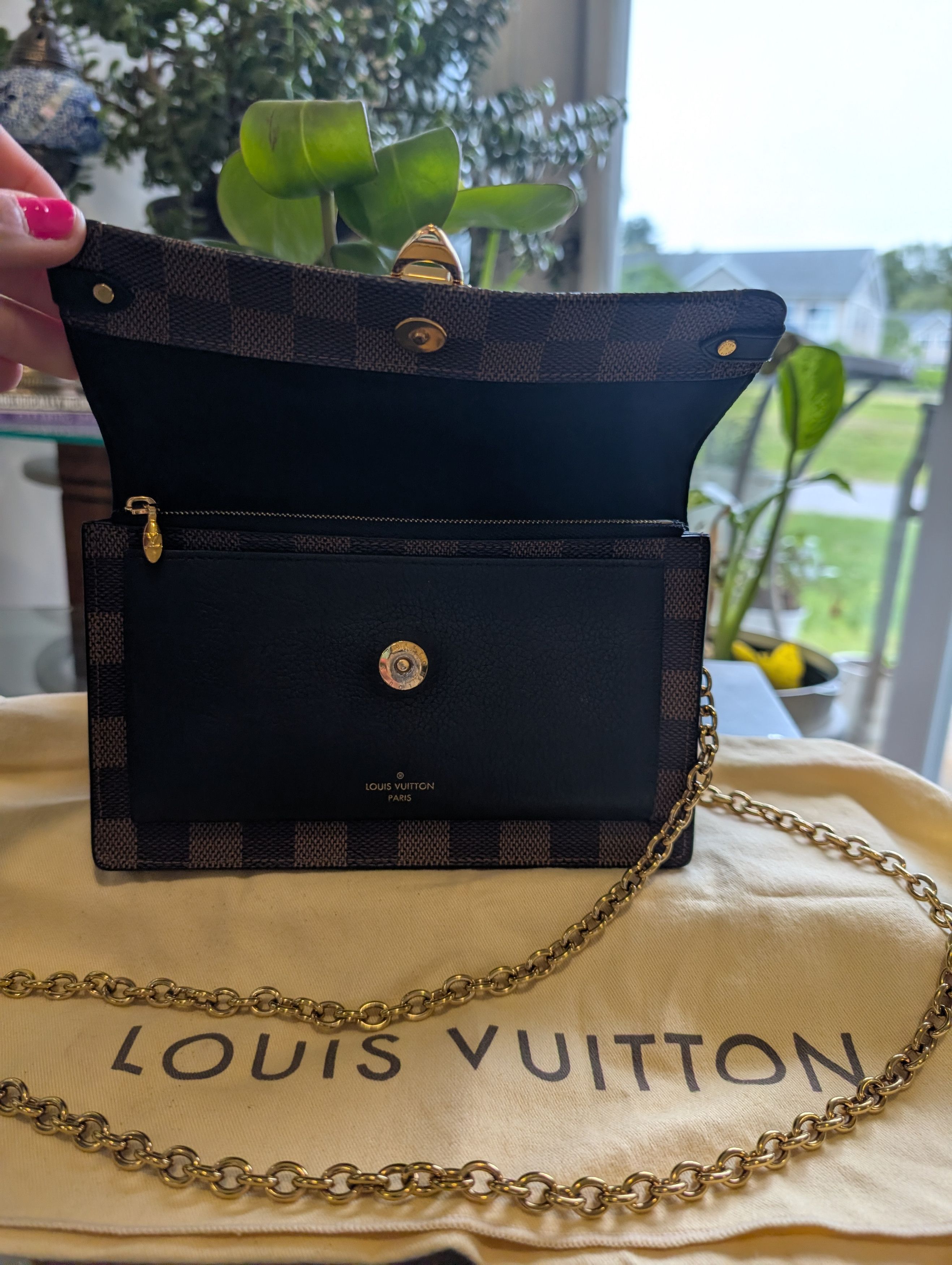 Louis Vuitton Louis Vuitton Vavin Damier Ebene Chain Crossbody Bag Black Size ONE SIZE - 5 Thumbnail