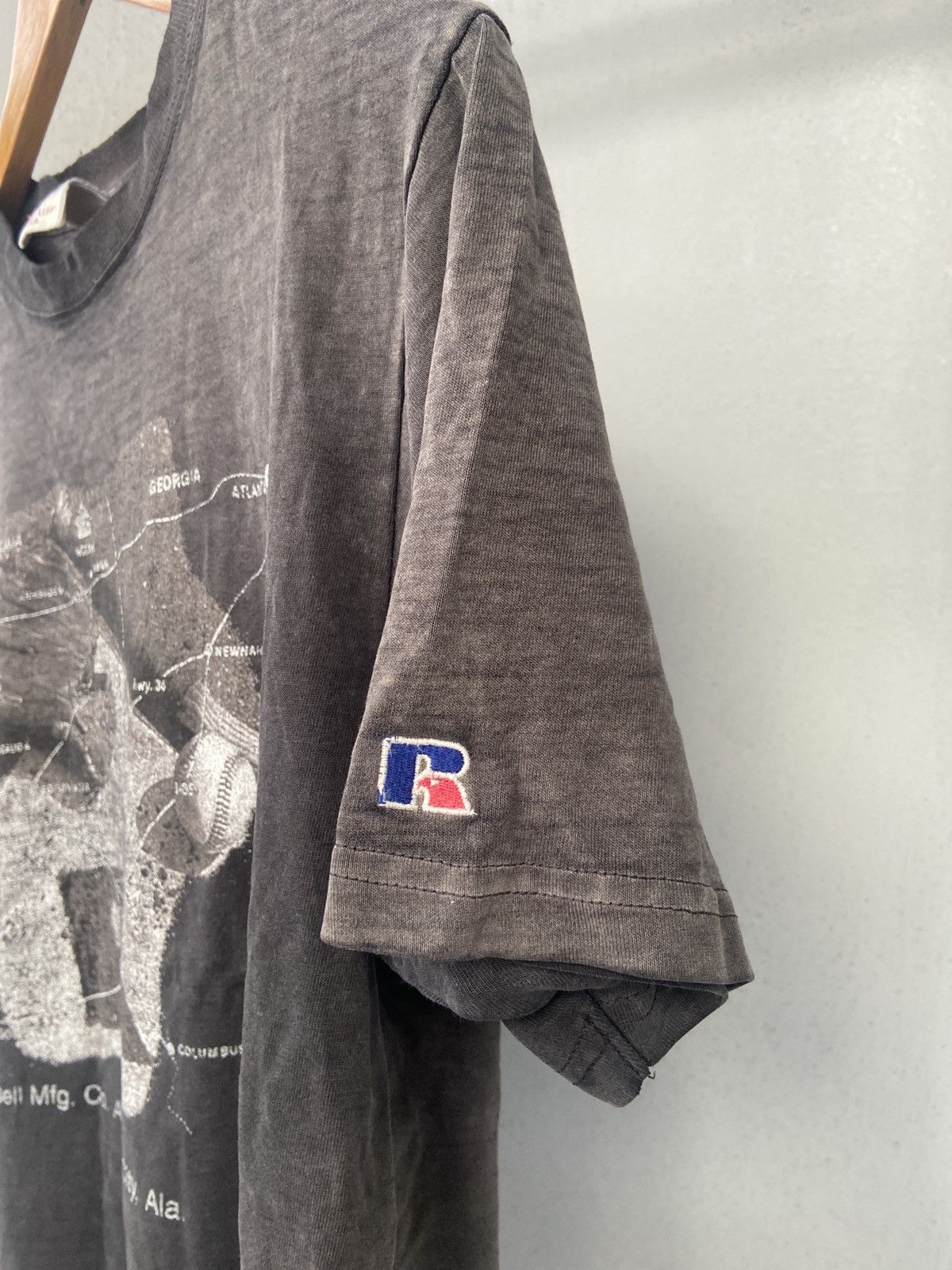 American Eagle Outfitters × Russell Athletic × Vintage RUSSELL ATHLETIC TEE DISTRESSED SUNFADED Size US M / EU 48-50 / 2 - 3 Thumbnail