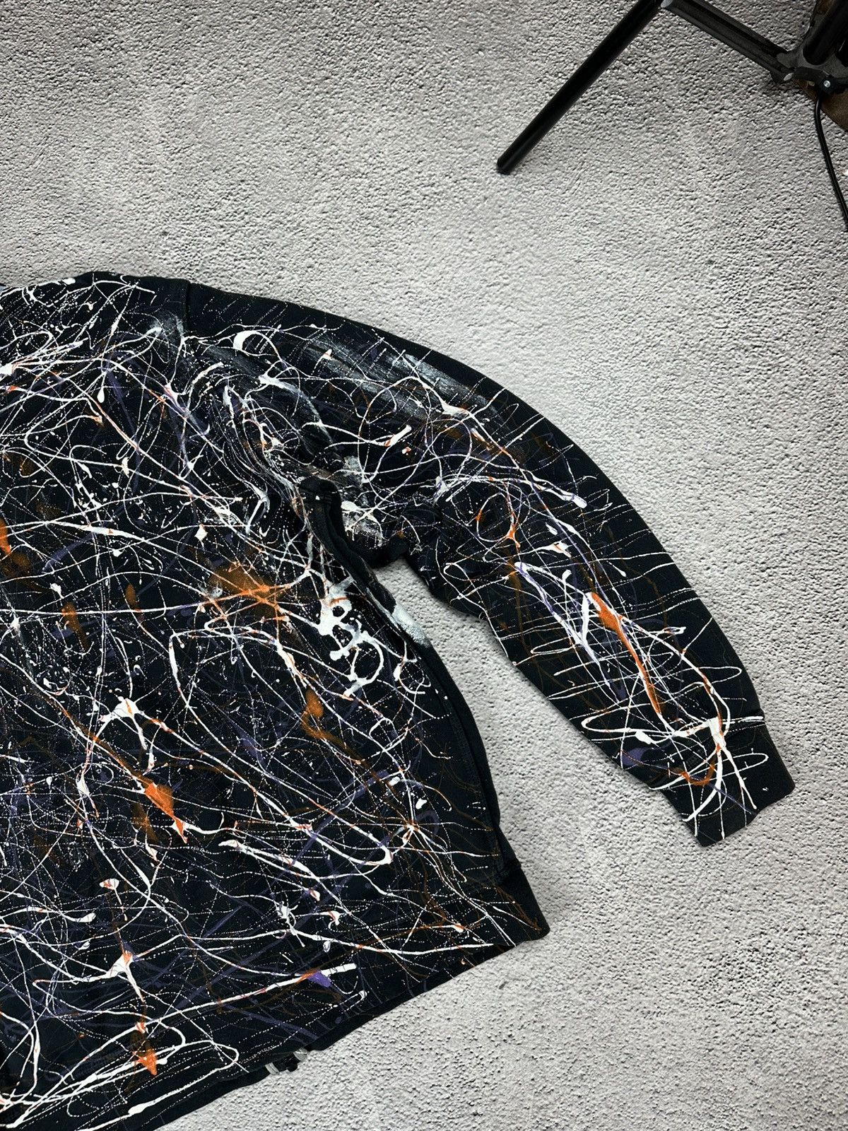 Nike Vintage Nike Custom Tie-Dye Paint Zip Hoodie Y2K Distressed Size US L / EU 52-54 / 3 - 7 Thumbnail